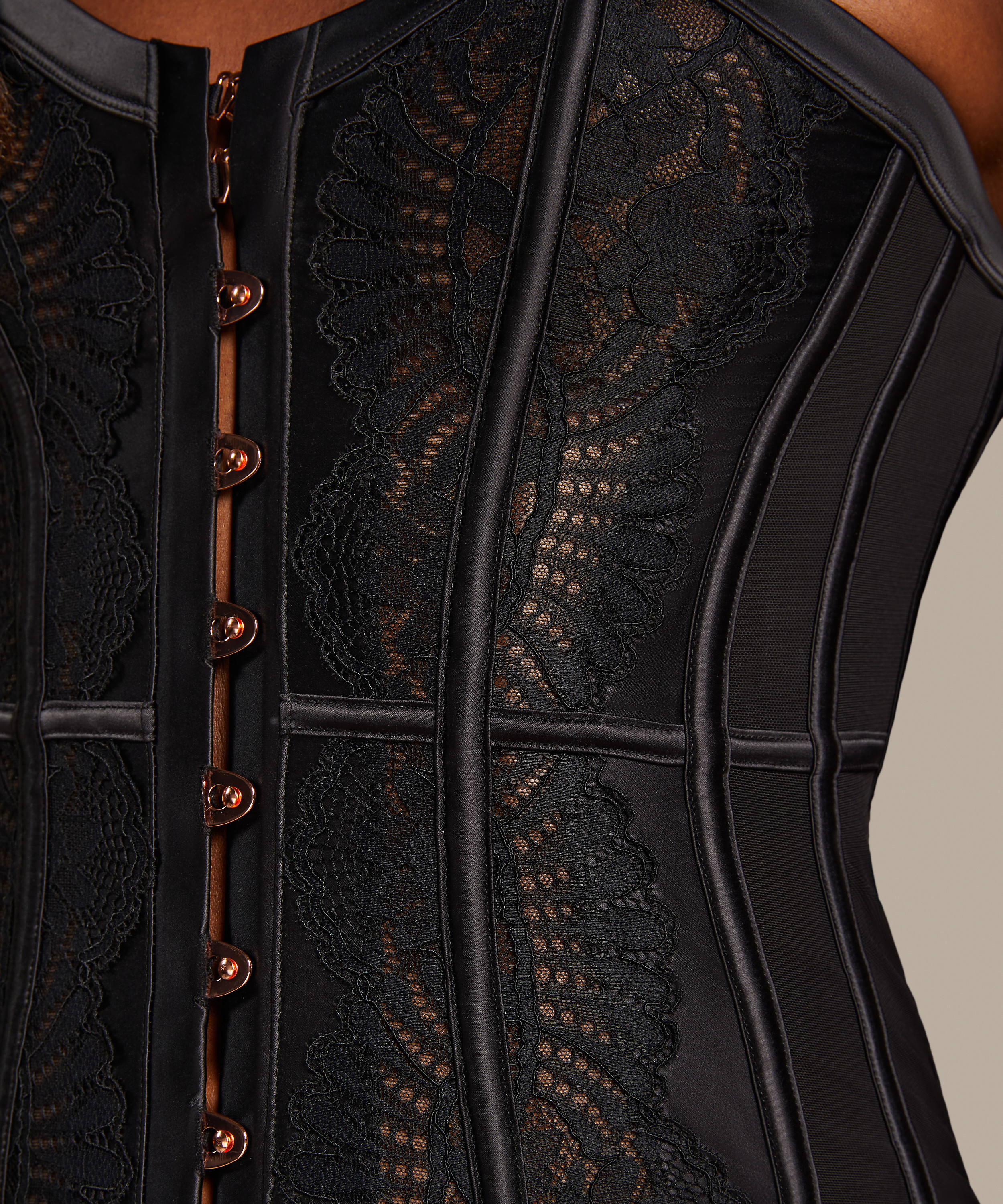 Korsage Akelei, Grøn, main