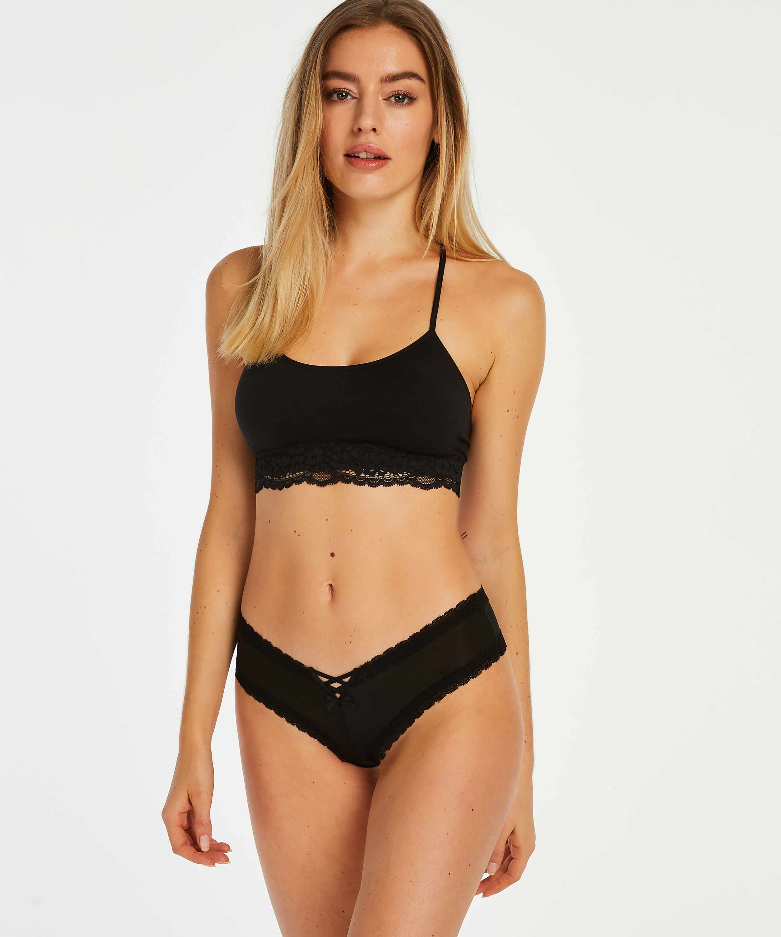 Brasiliansk Vixen, sort, main