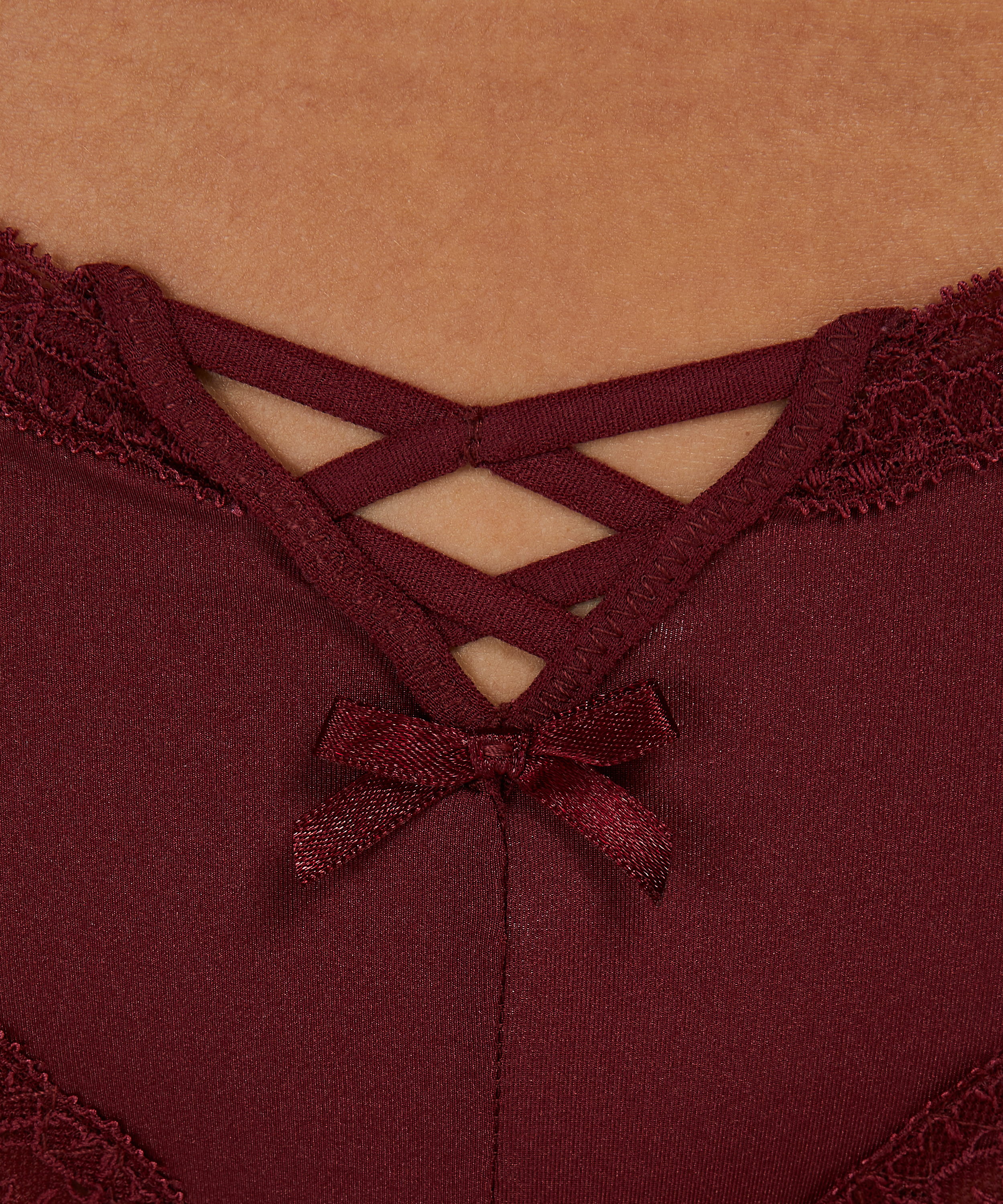 V-formet brasiliansk trusse Vixen, rød, main