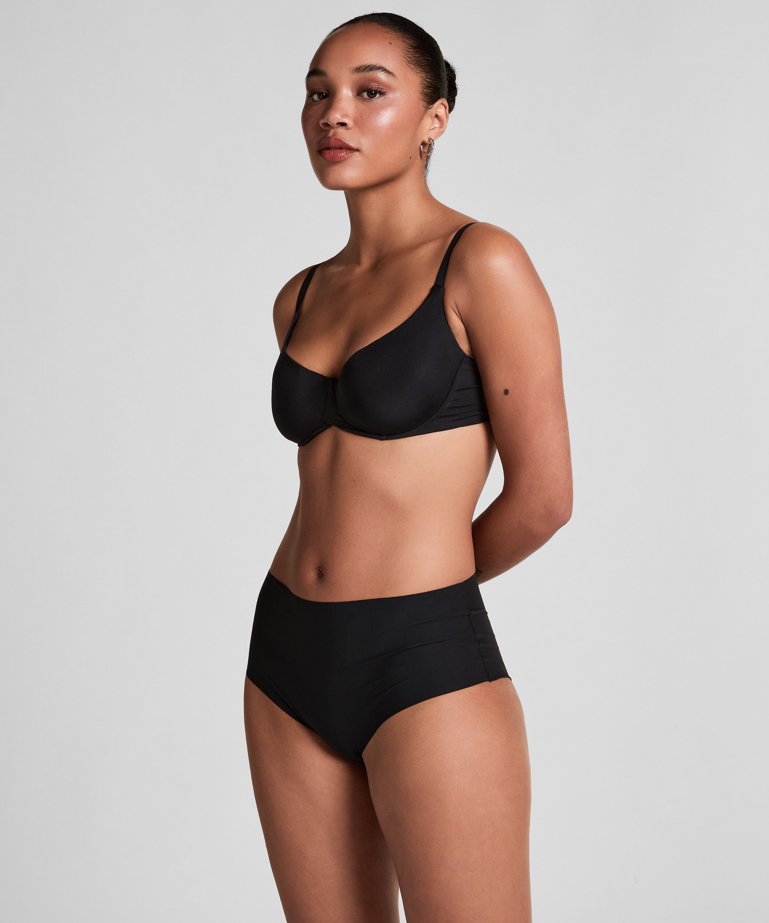 Invisible High Waist brasiliansk trusse, Sort