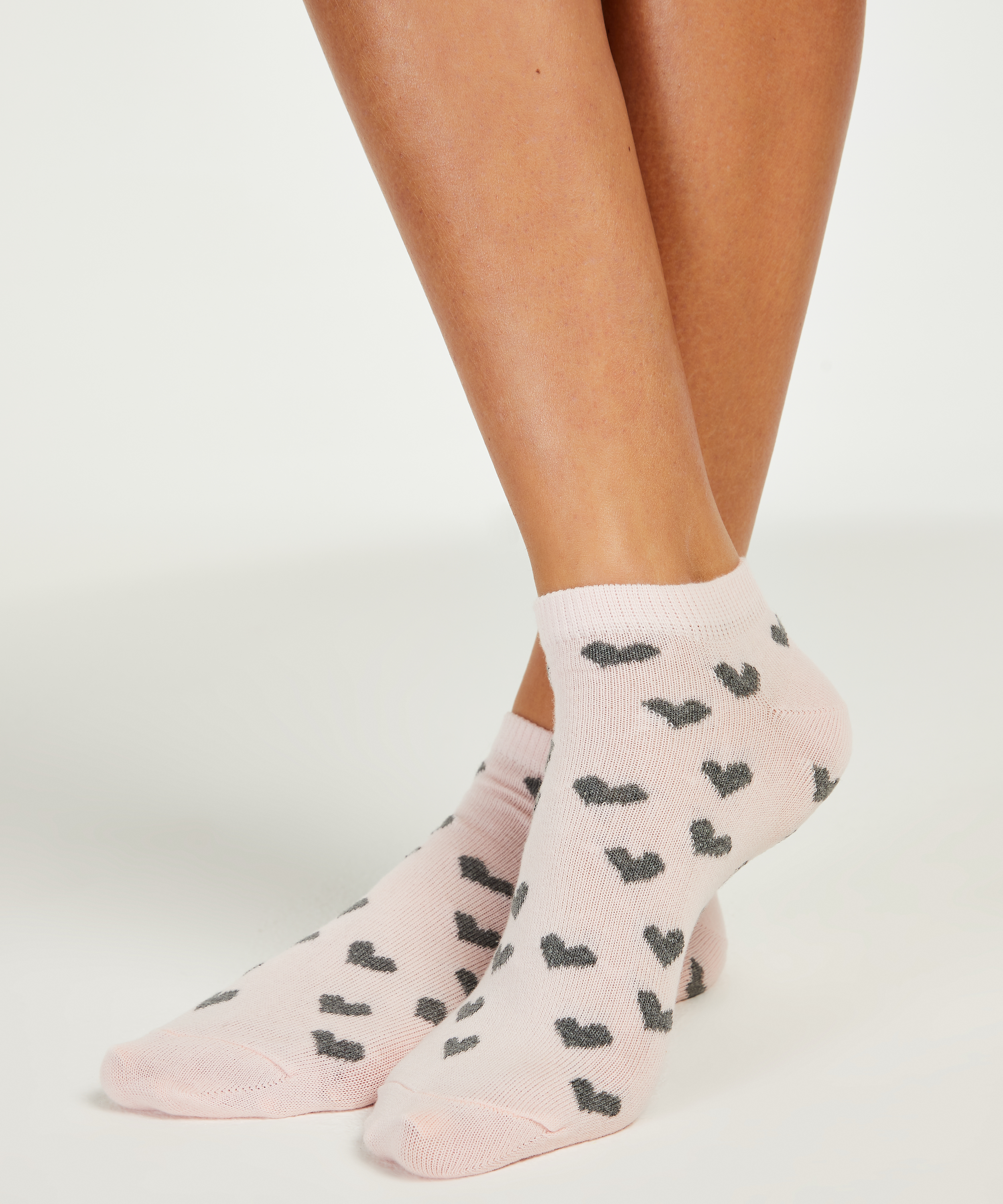 2 Par Sokker, Gr&aring;, main