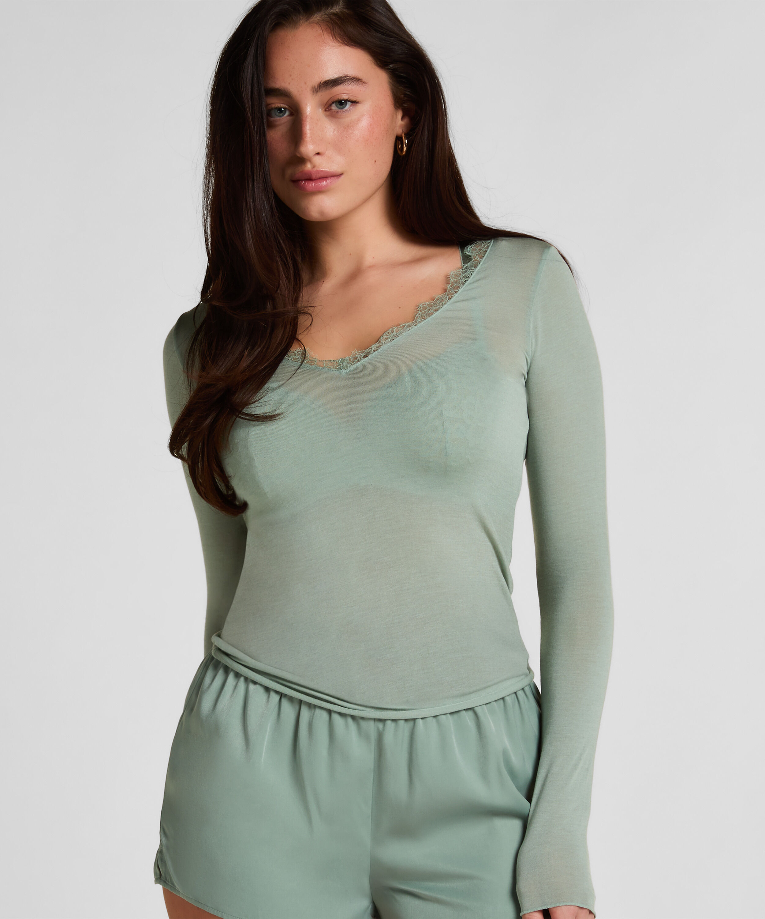super soft bluse med V-hals og kashmir, Gr&oslash;n