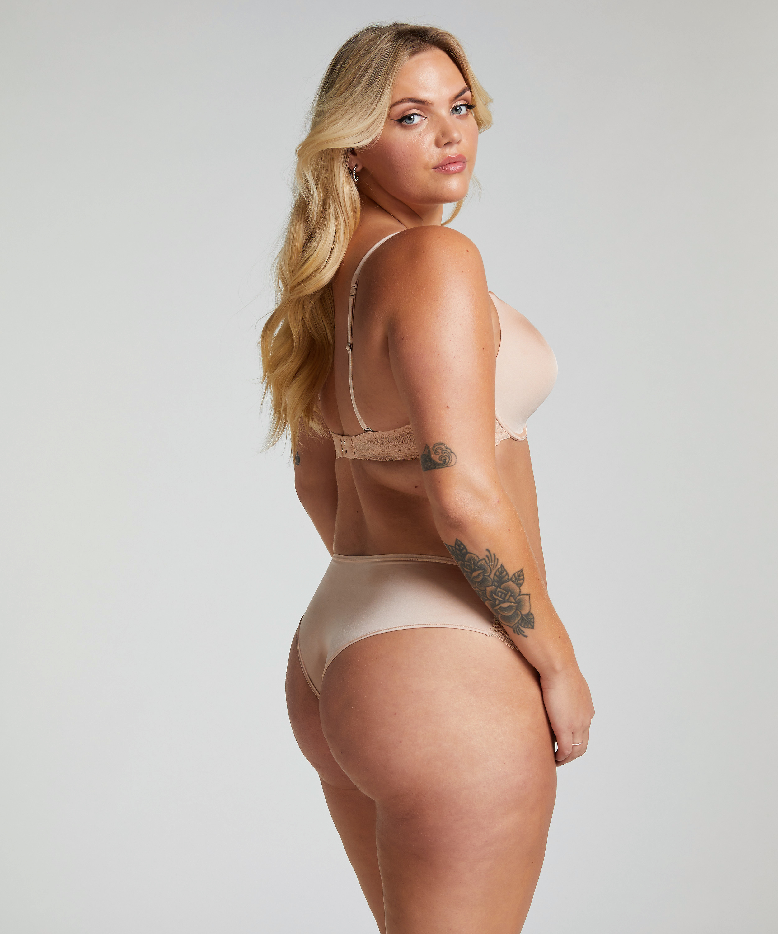 Formstøbt push-up bøjle-bh Angie, Beige, main
