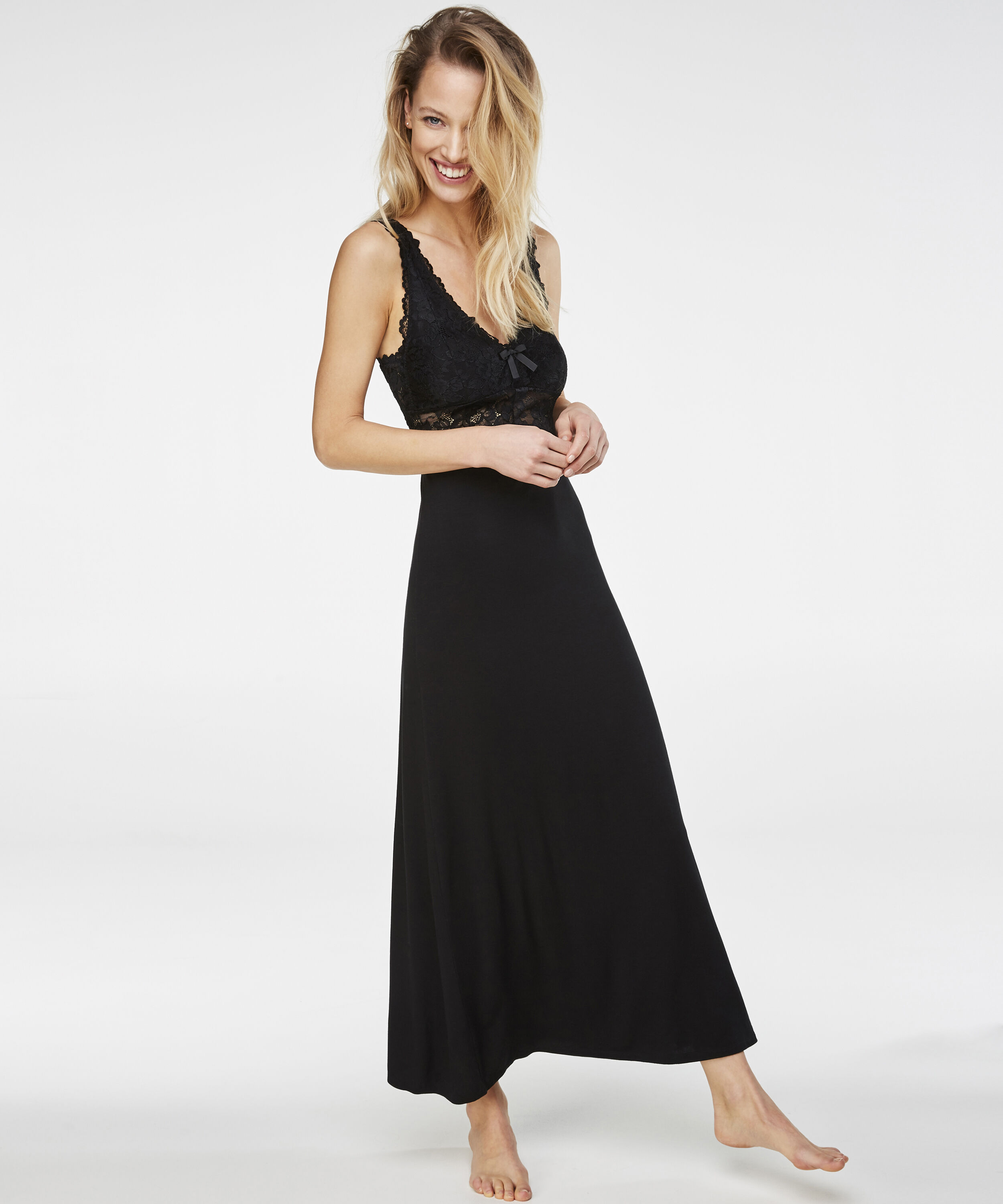 Modal Lace lang natkjole, Sort