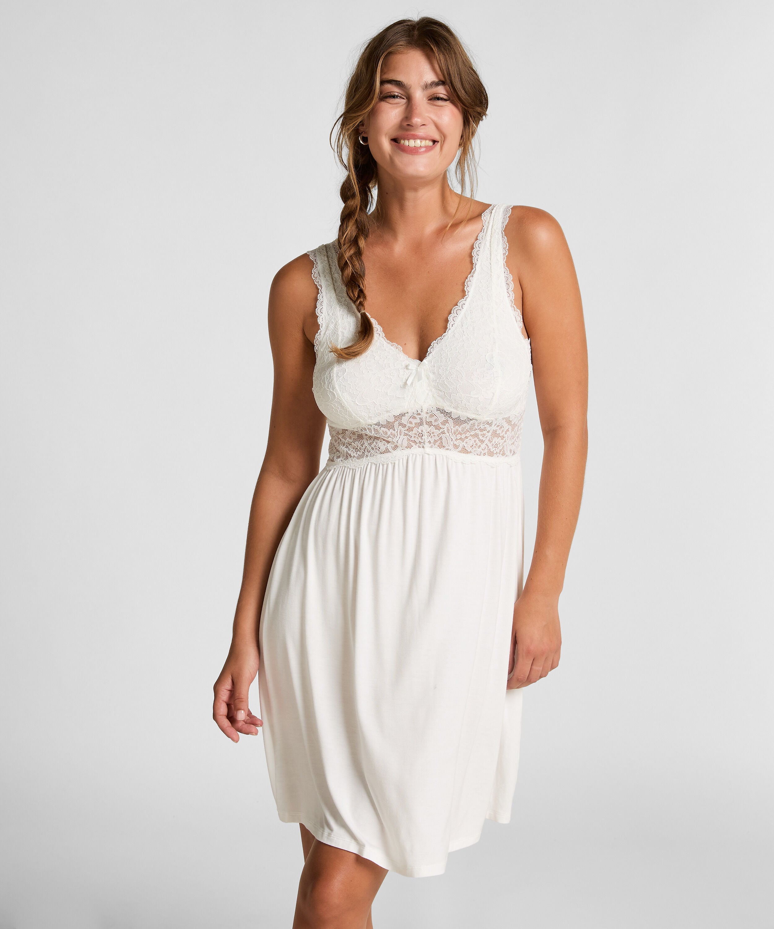 Natkjole Nora Lace, Hvid