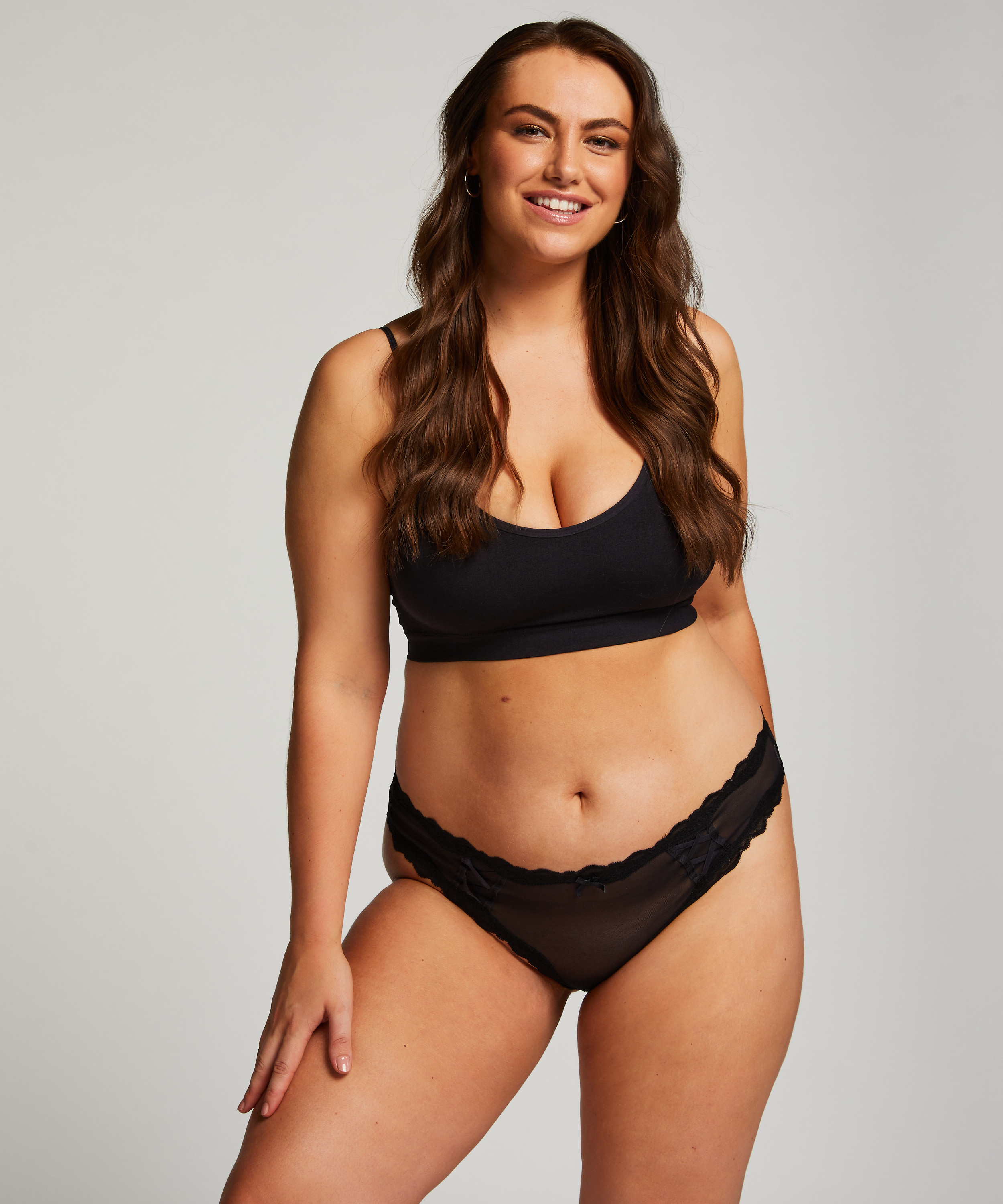 Brasiliansk trusse Astra, sort, main