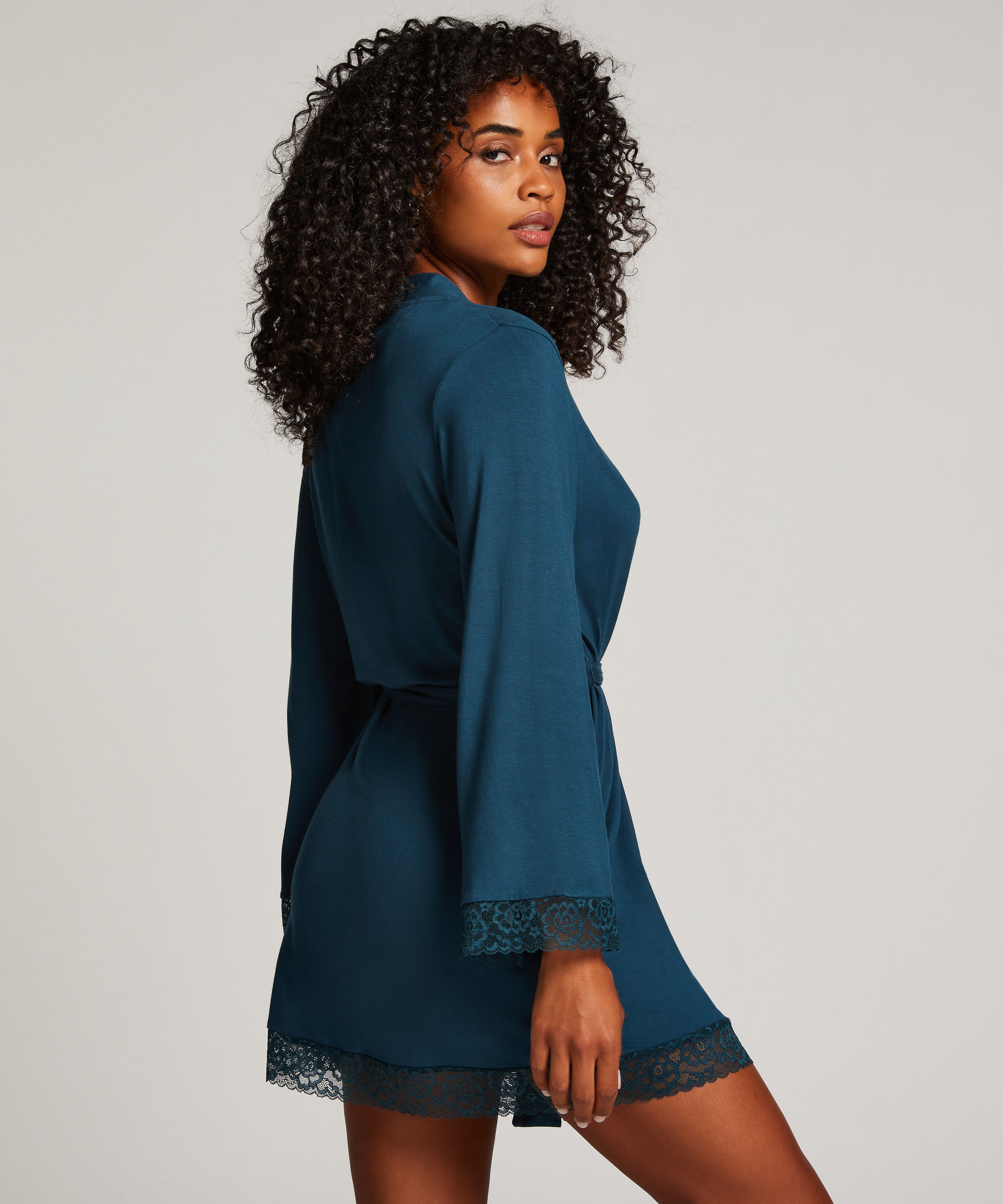 Badek&aring;be, bl&aring;, main