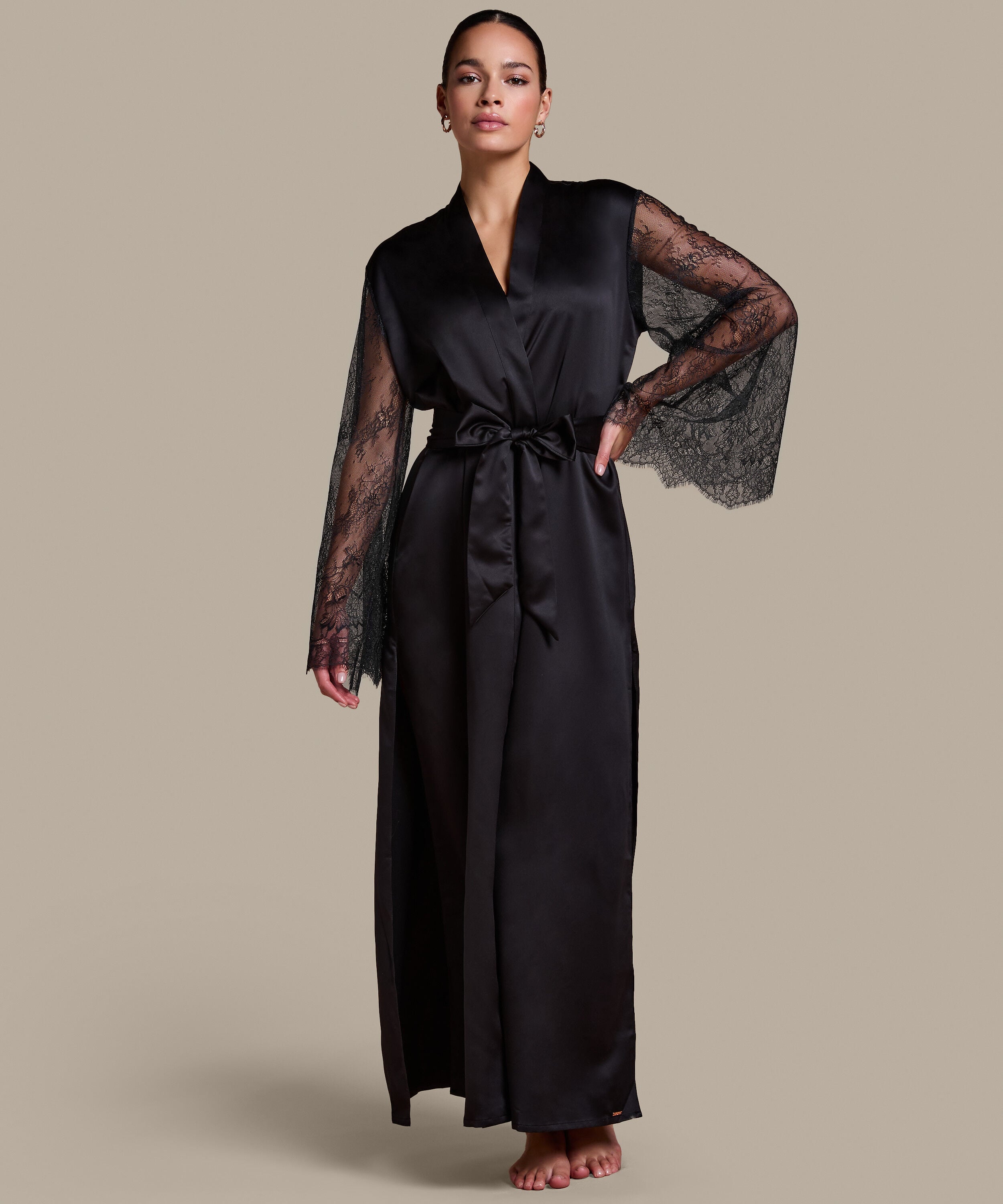 Kimono Camille, Sort