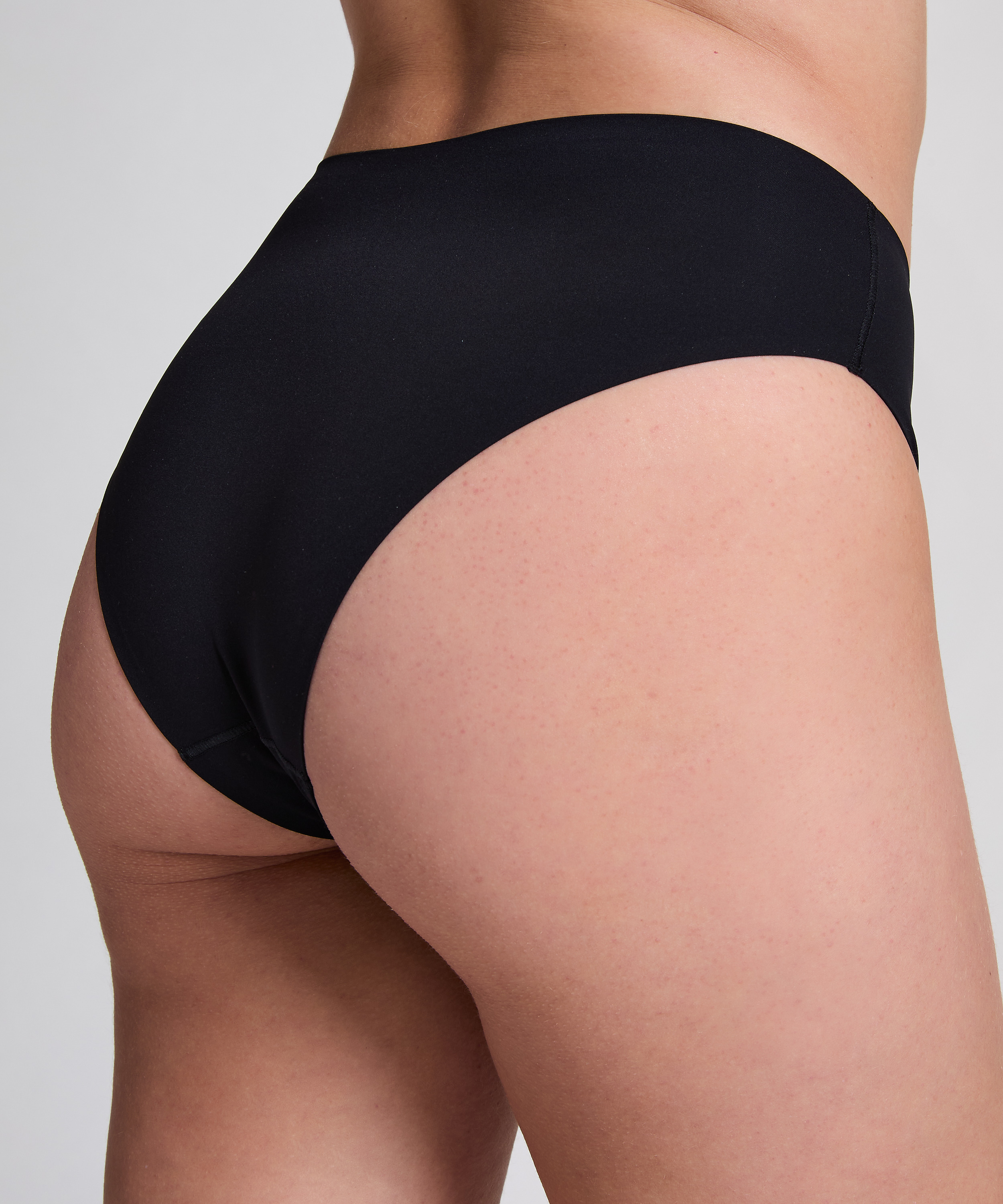 Brasiliansk trusse Smooth, Sort, main