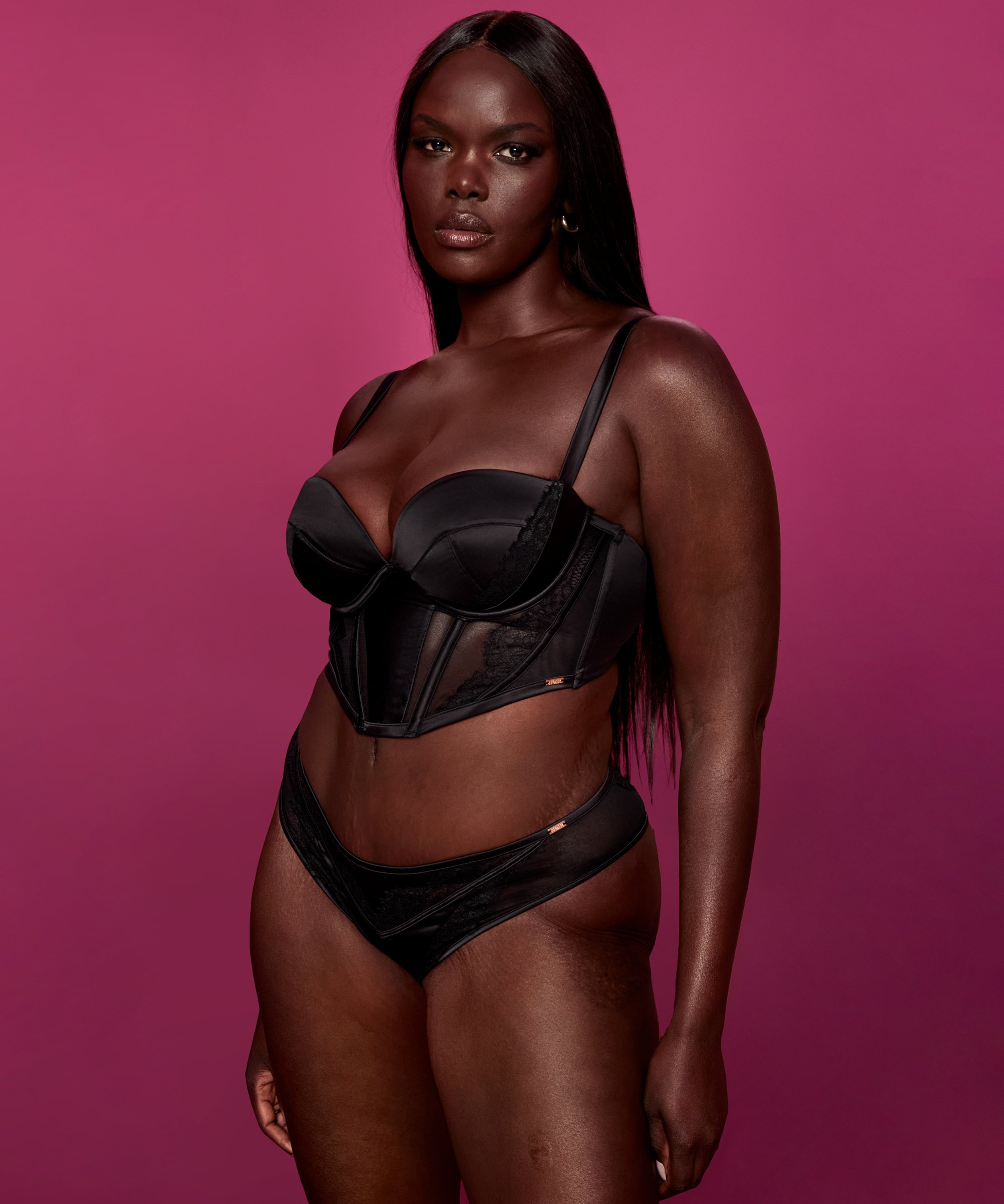 Brasiliansk trusse Nicole, sort, main