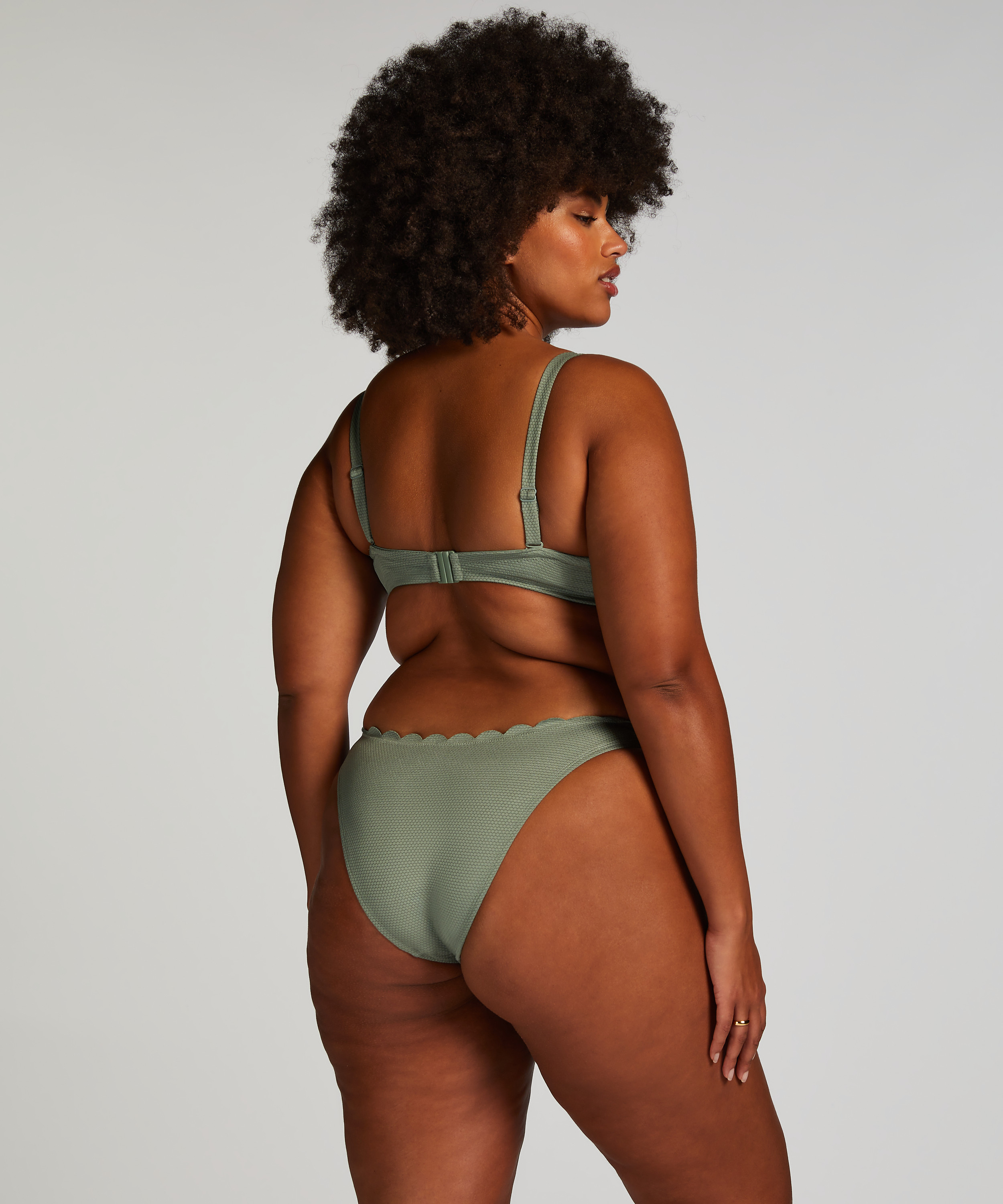 Formstøbt push-up bøjle-bikinitop Scallop Størrelse A - E, grøn, main