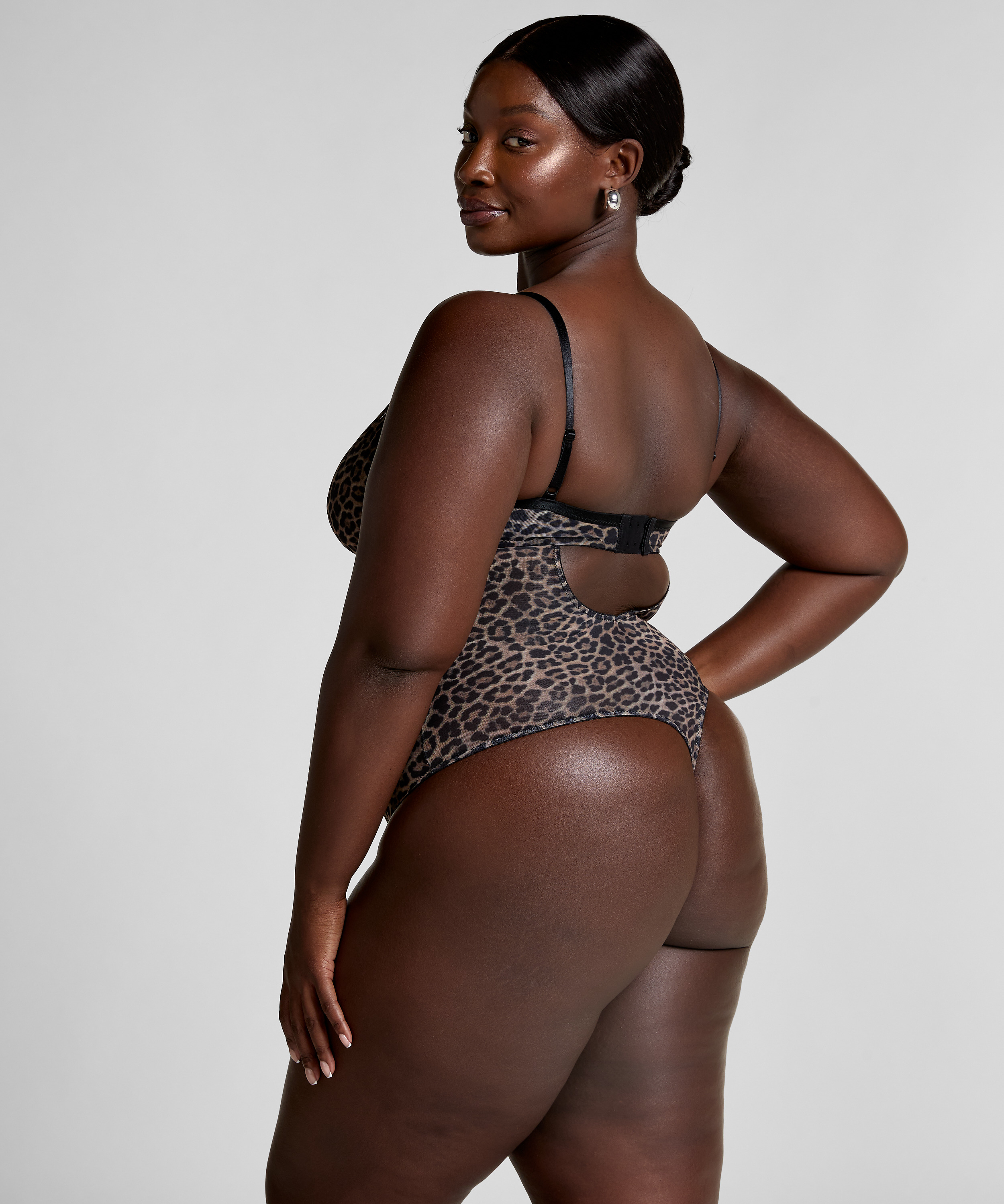 Tara Leopard body, Sort, main