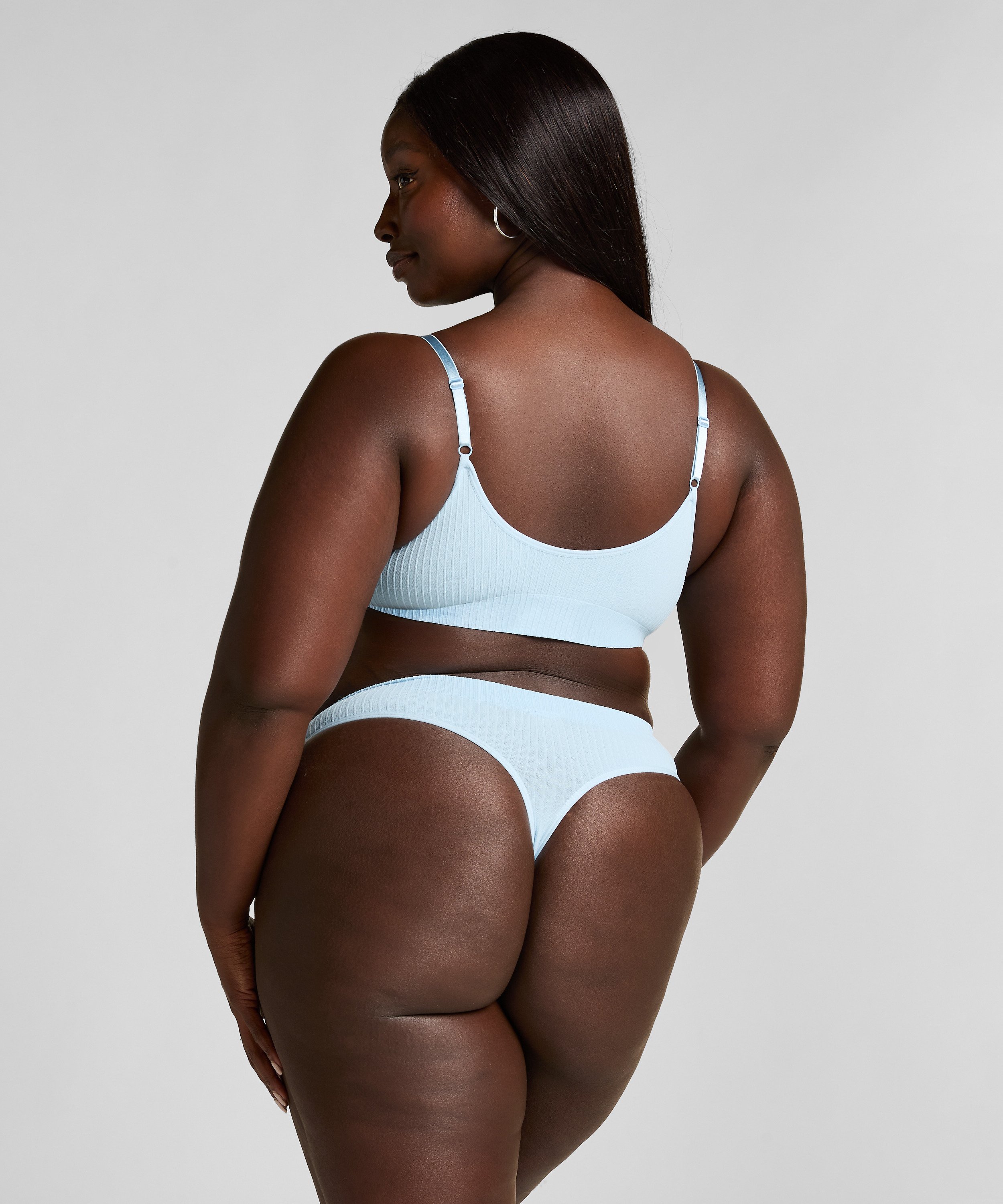 G-streng med h&oslash;j udsk&aelig;ring Dianne, Bl&aring;, main