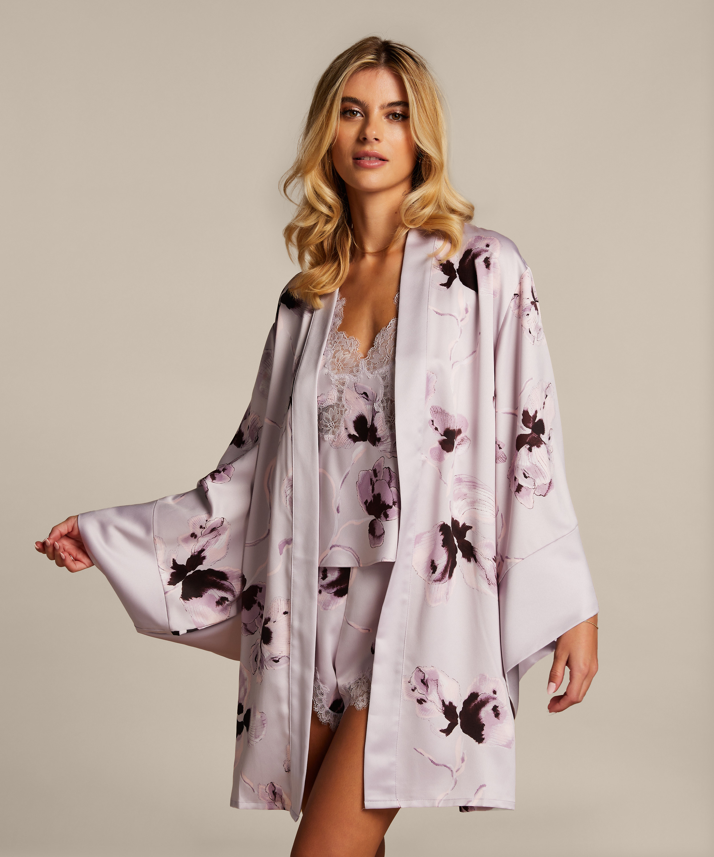 Satin kimono, Lilla, main