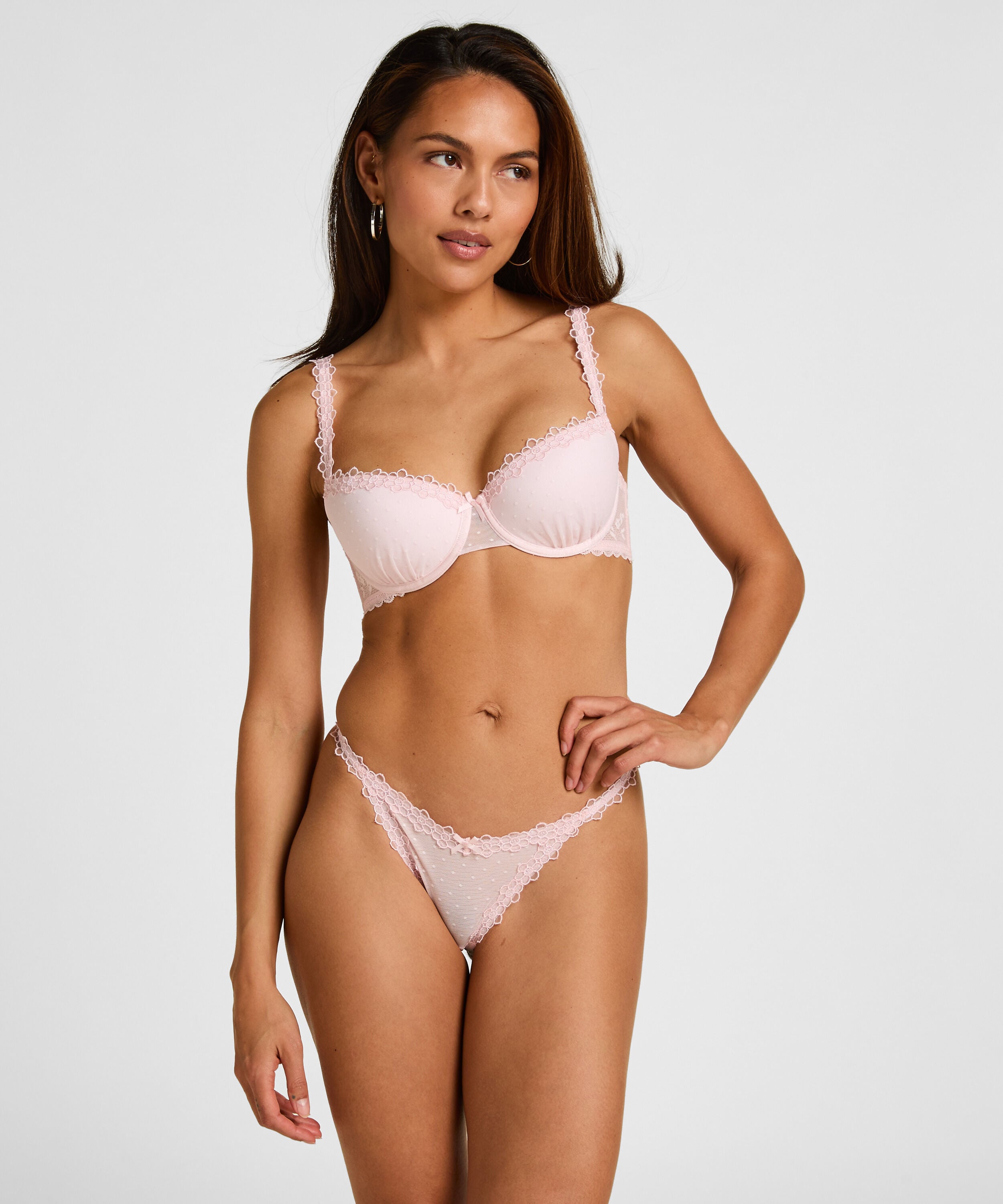 Tanga Thong Eleanora