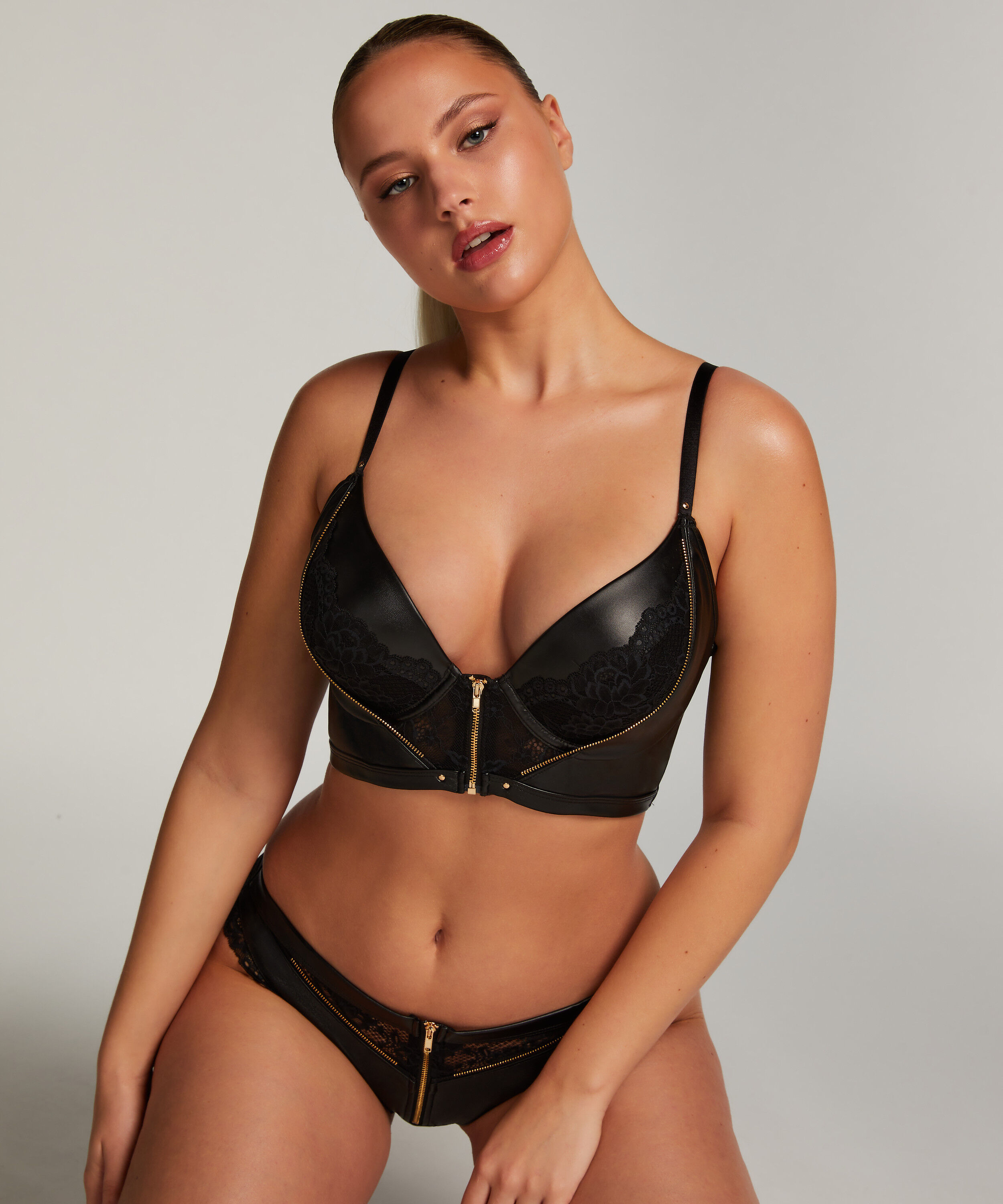 Talia formstøbt longline push-up-bøjle-bh, Sort