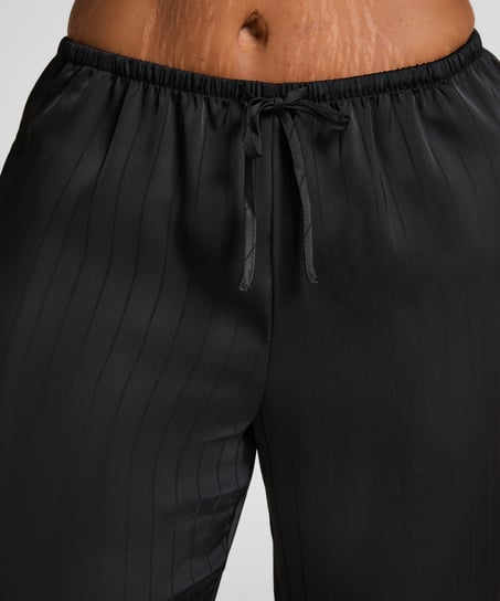 N&aring;lestribede satinbukser, Sort