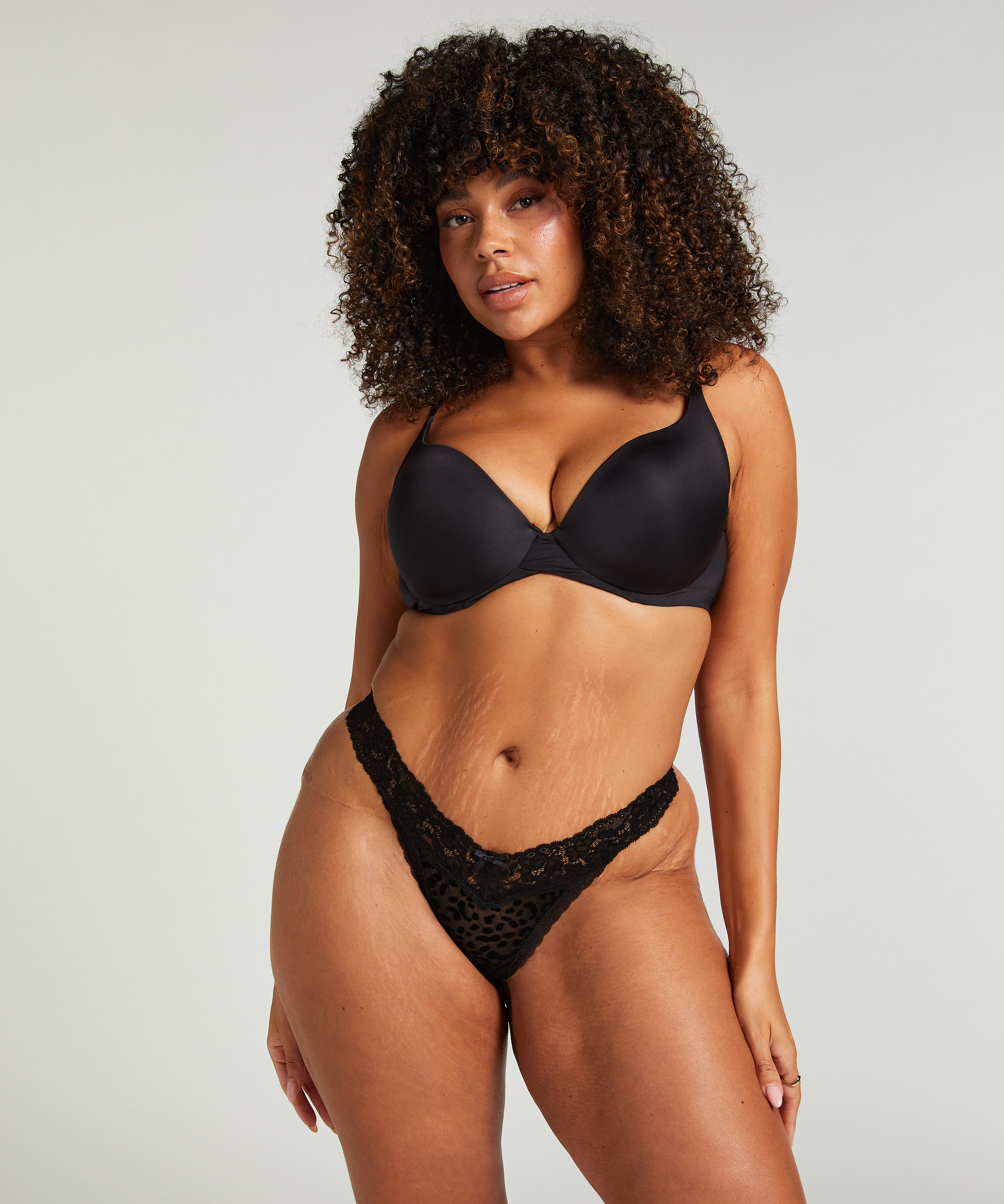 Marina ekstra lav g-streng, sort, main