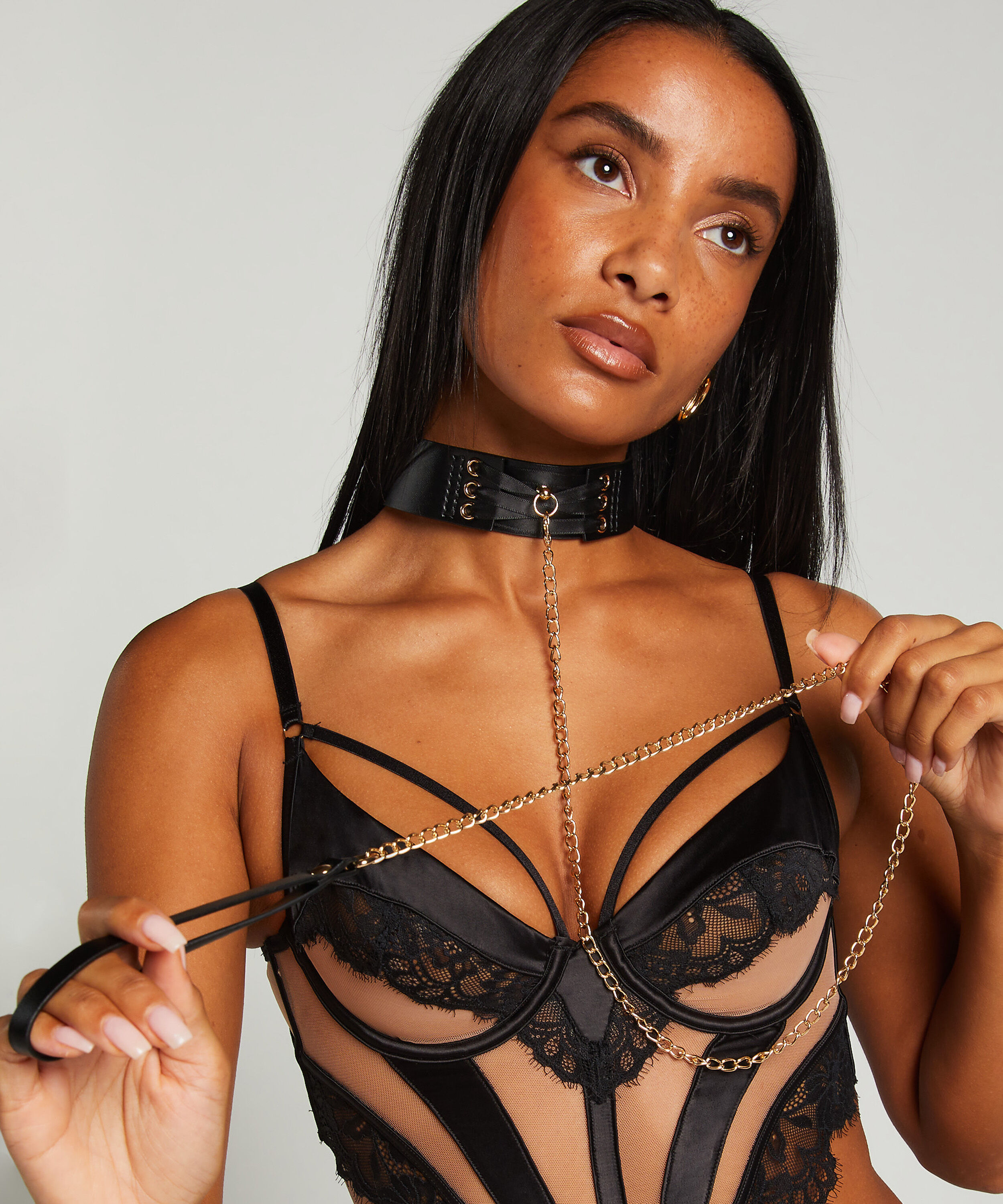 Private Choker Leash, Sort