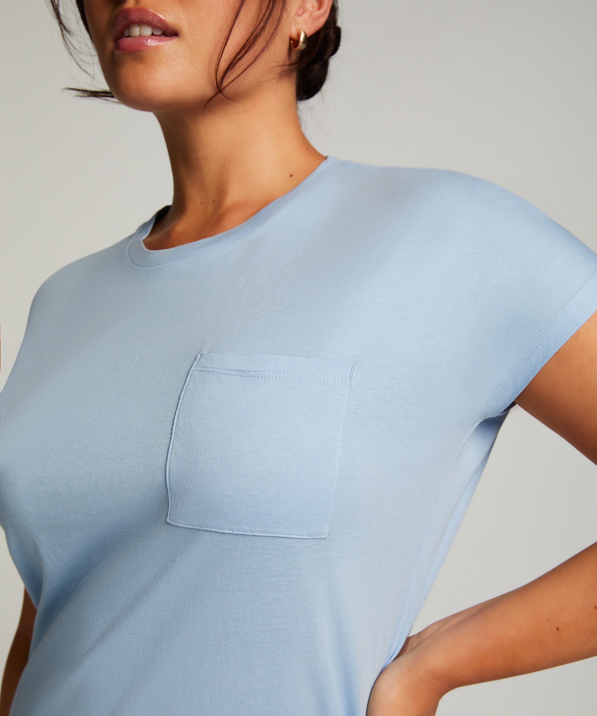 Natskjorte rund hals, Bl&aring;, main