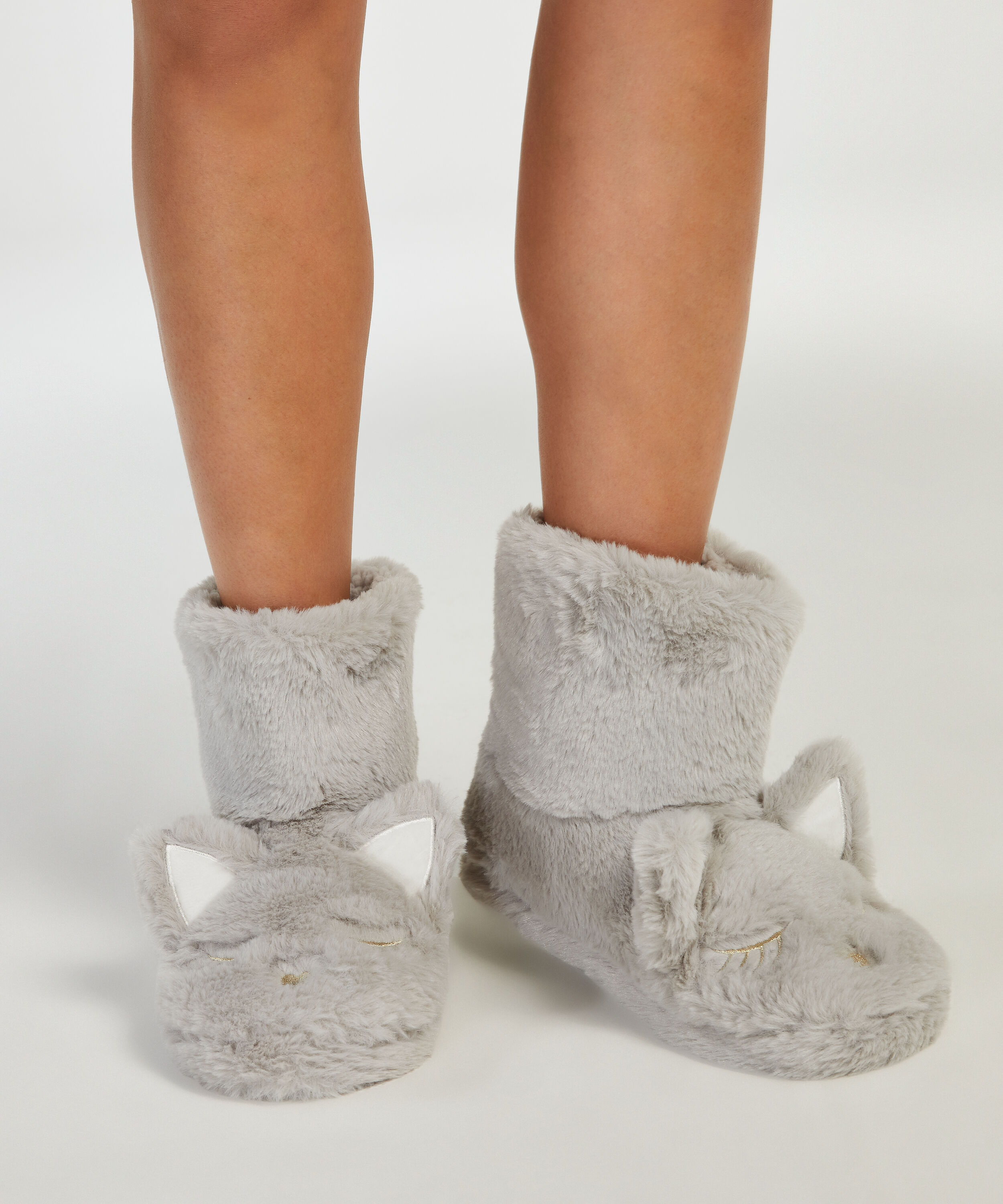 Hjemmesko Kat, Gr&aring;