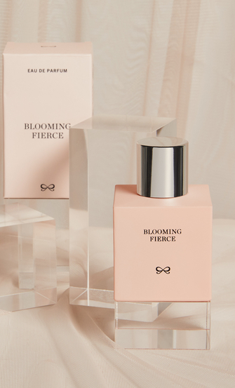 Eau de Parfum Blooming Fierce 50 ml, hvid