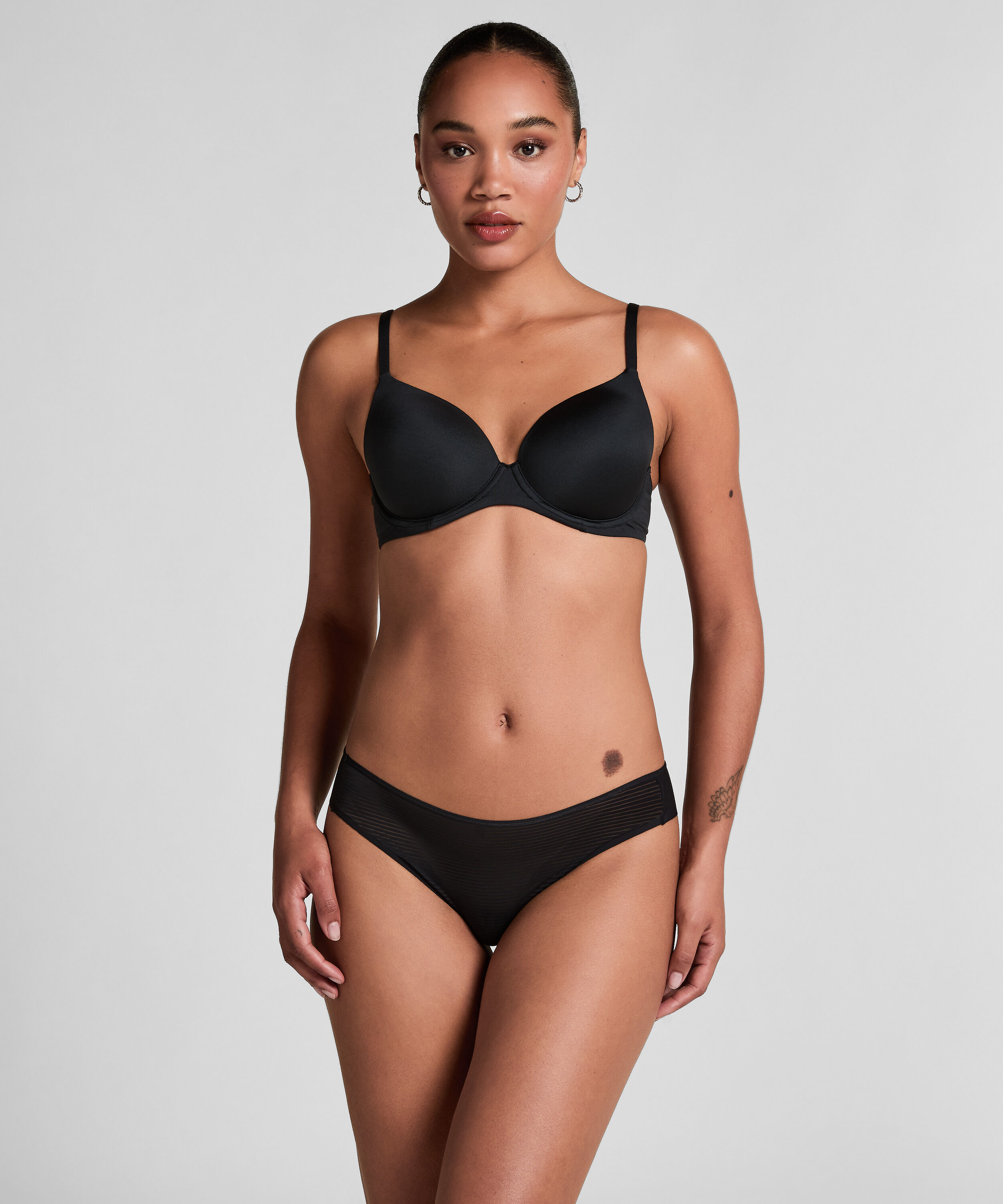 Stripe Mesh usynlig brasiliansk trusse