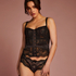 Formst&oslash;bt b&oslash;jle-bustier Amelia, Sort
