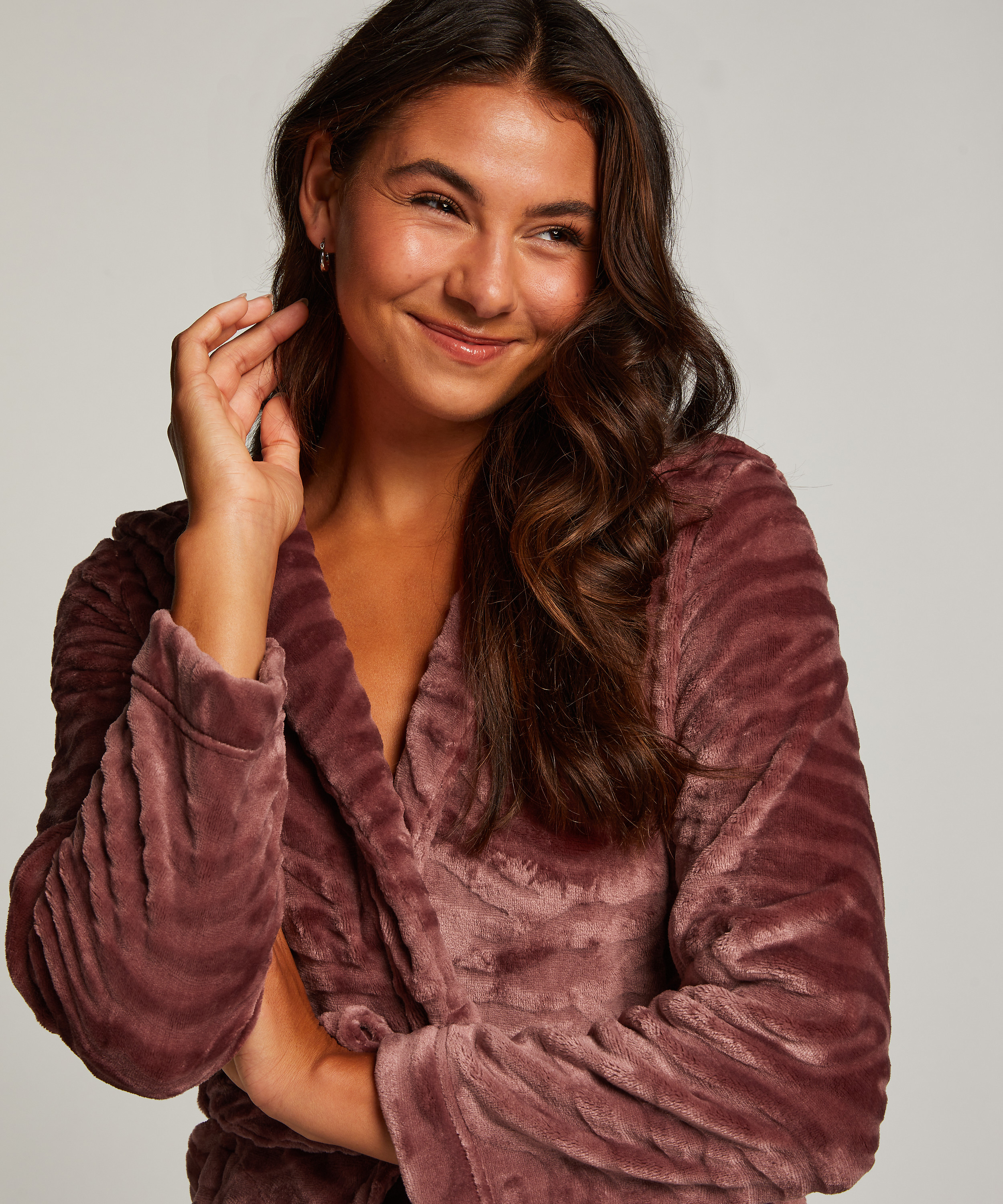 Kort ribstrikket badekåbe i fleece, Lilla, main