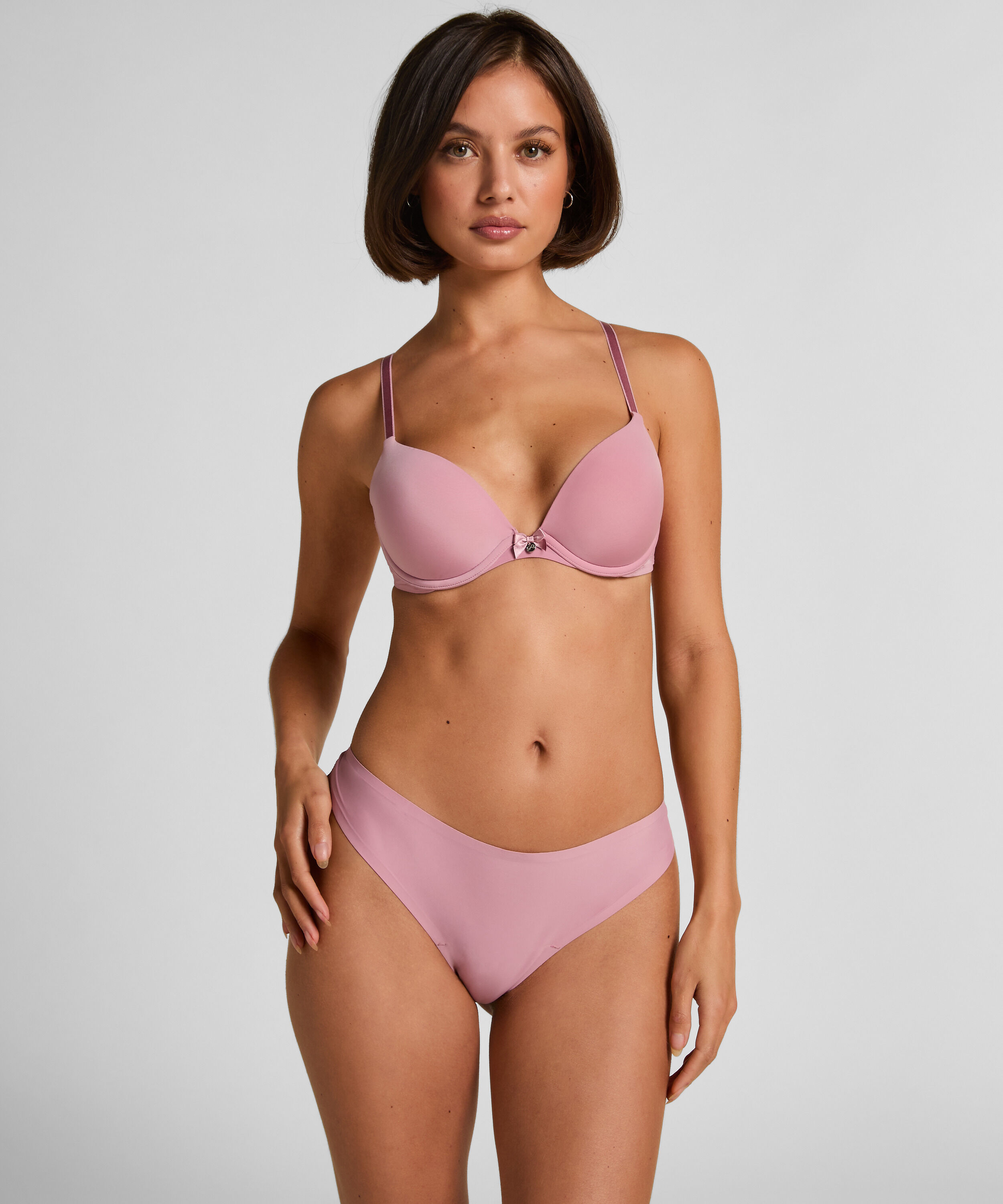 Usynlig g-streng Lace Back, Lyserød Usynlig g-streng Lace Back, Lyserød