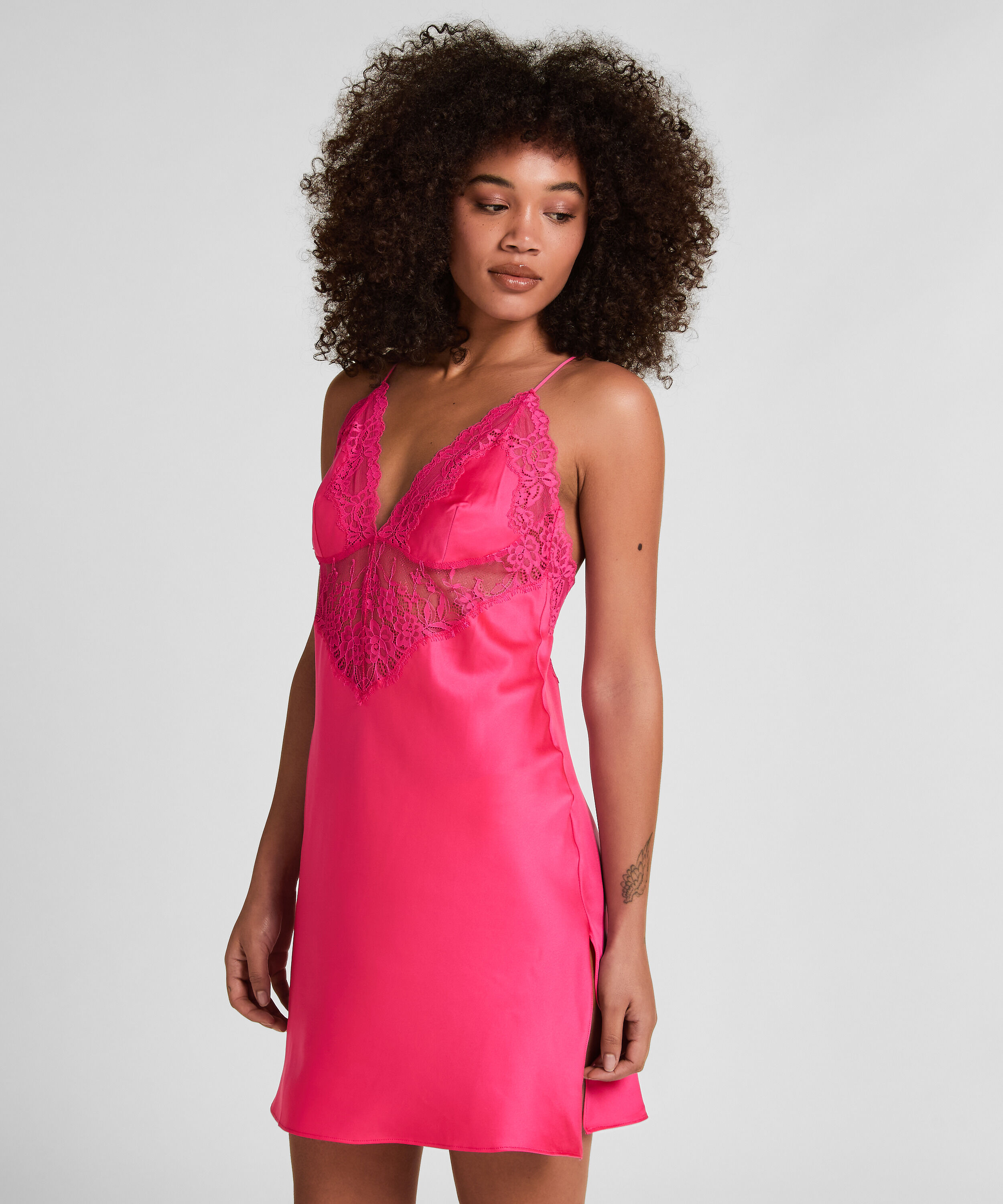 Slipdress Gabrielle, Lyserød Slipdress Gabrielle, Lyserød