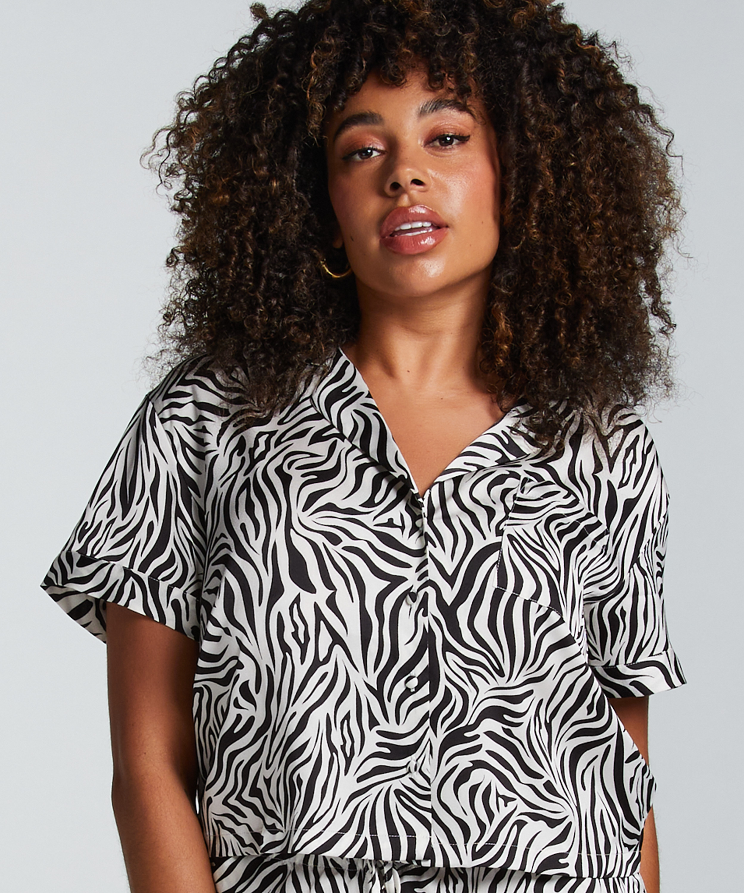 Kortærmet satinjakke, Hvid, main