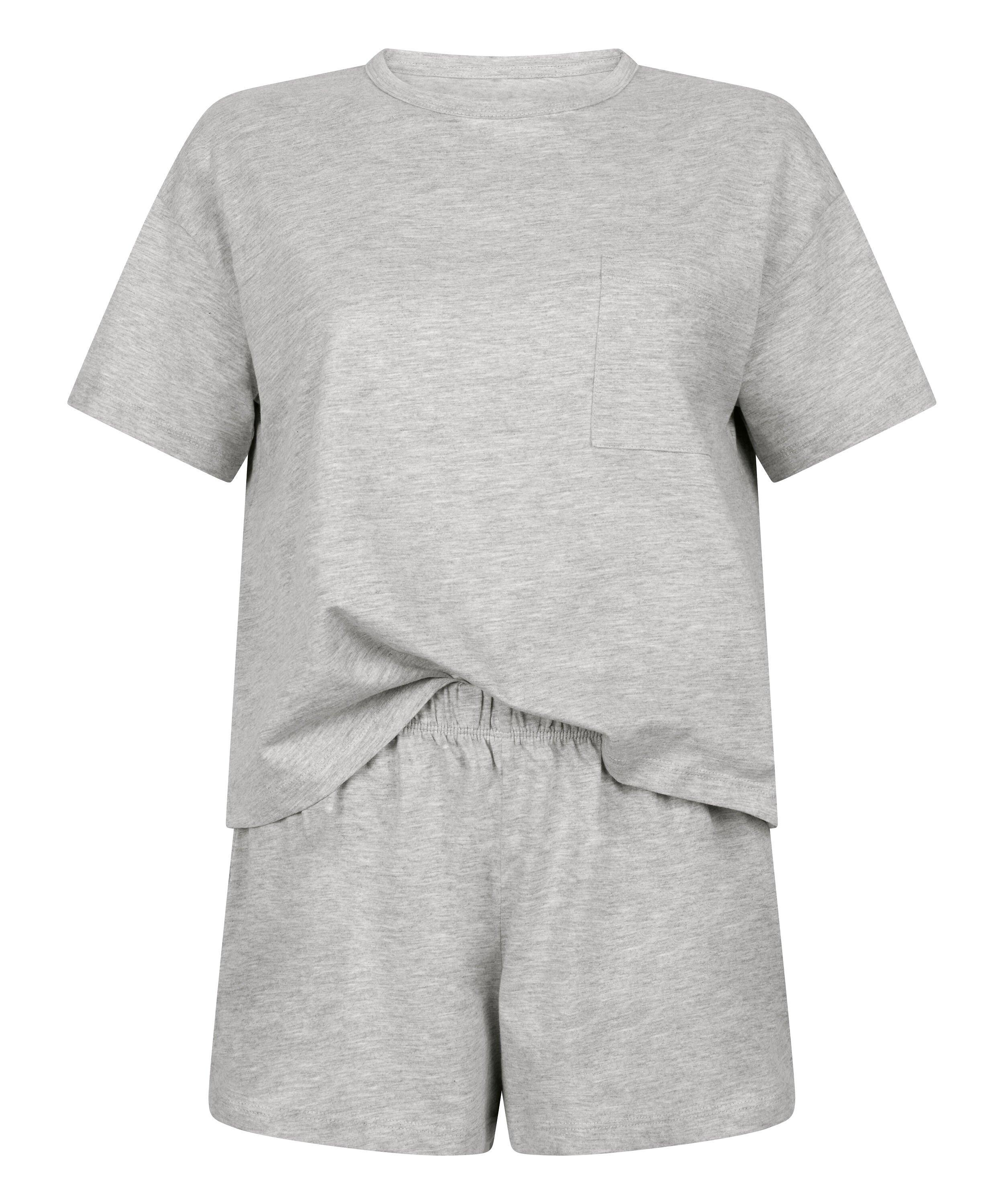 Pyjamass&aelig;t, Gr&aring;