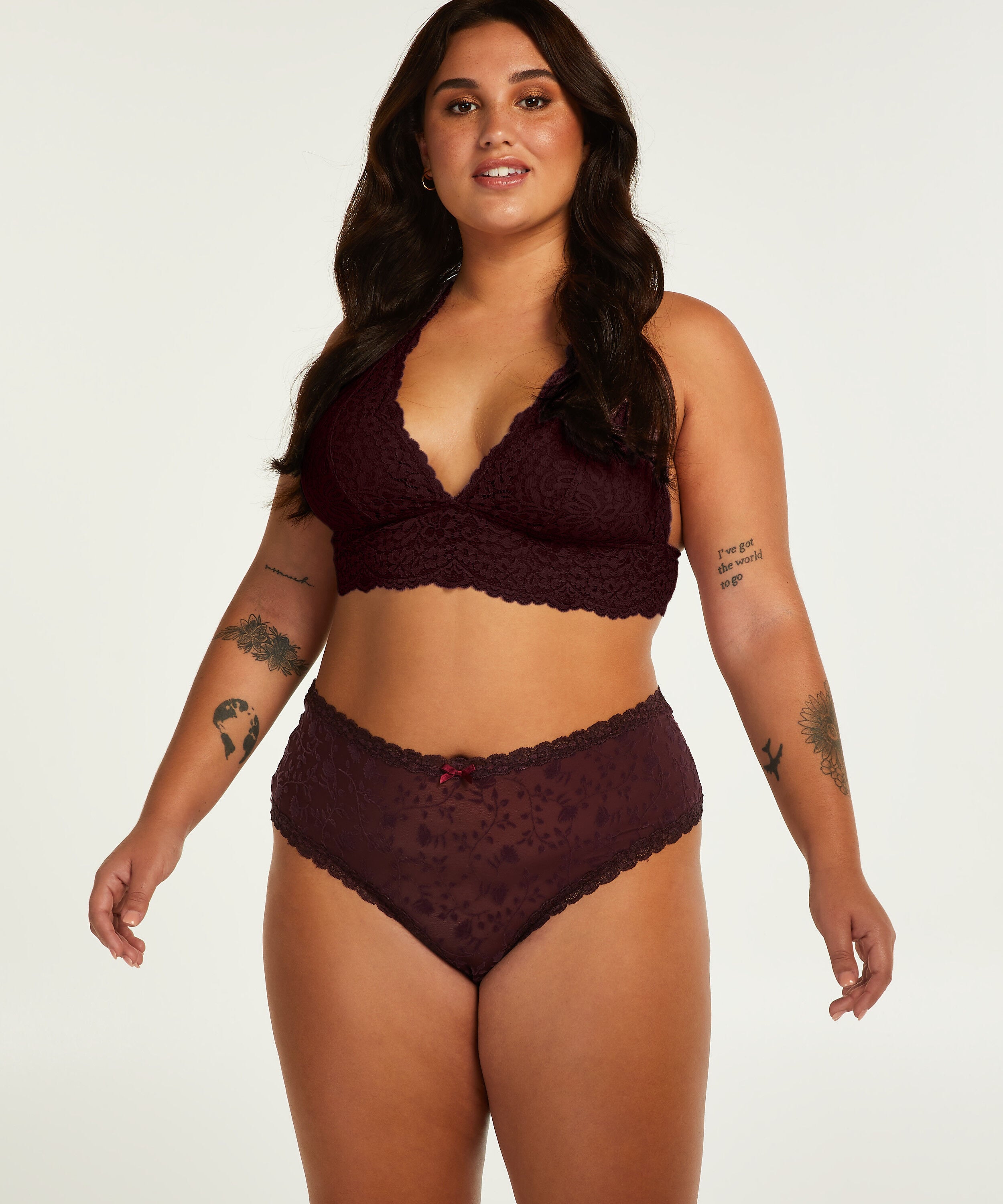 V-formet brasiliansk trusse Curvy, Rød