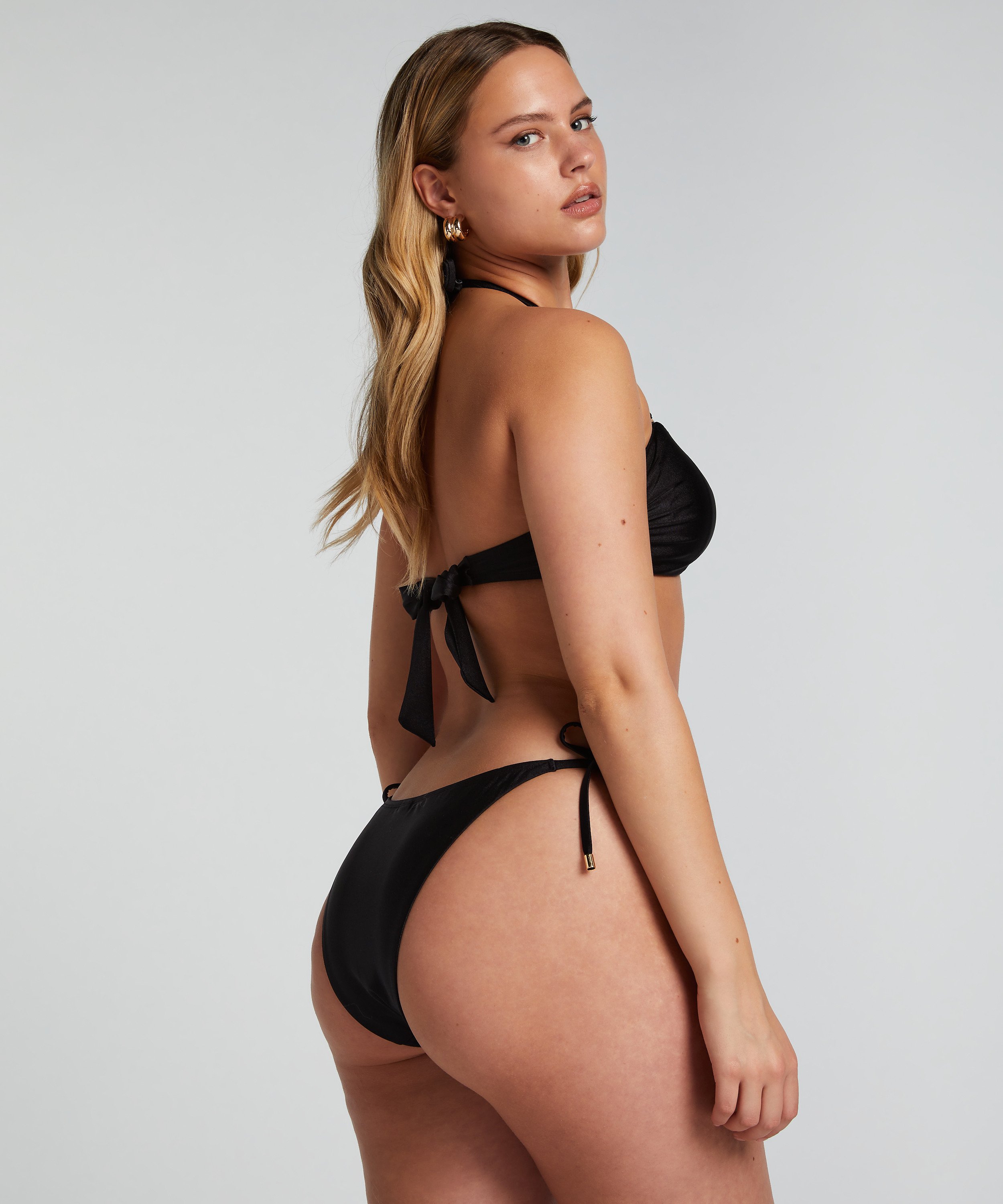 Bandeaubikinitop Yucatan, Sort, main