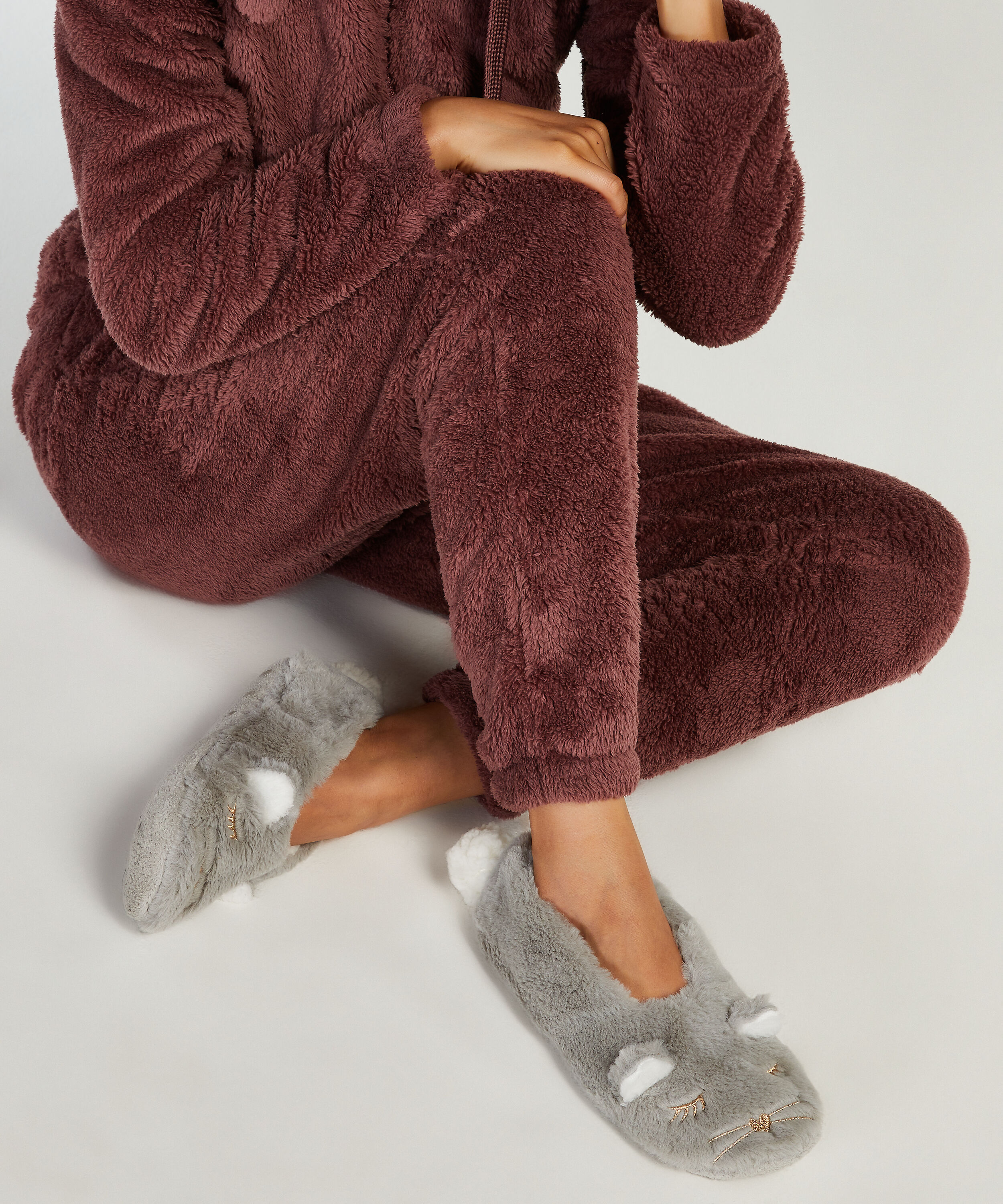 Hjemmesko, Gr&aring;