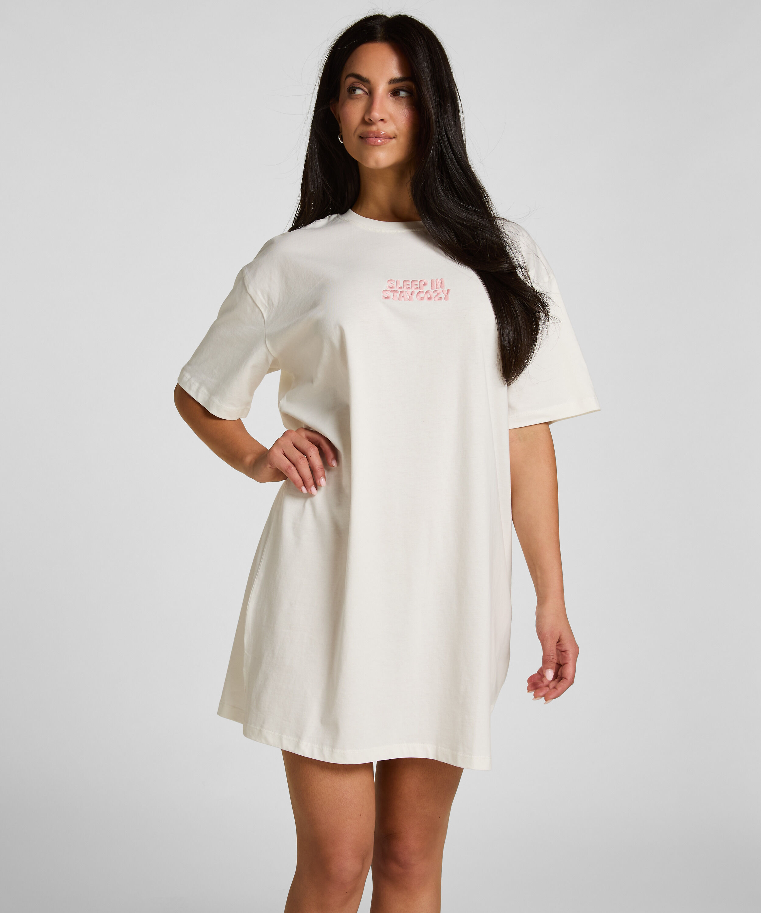 natkjole med rund hals, Hvid natkjole med rund hals, Hvid