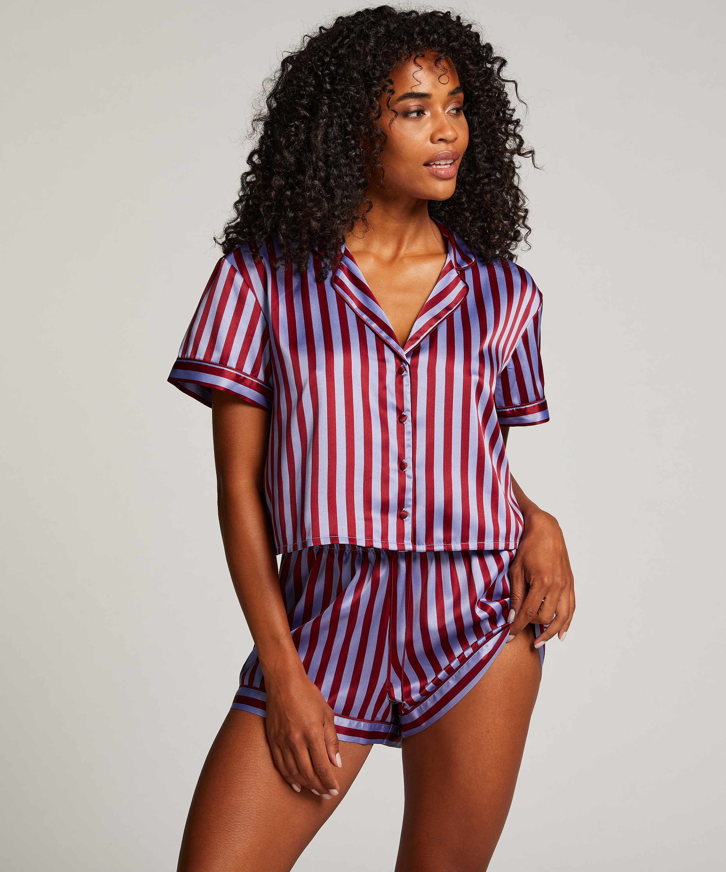 Satinshorts, lilla, main