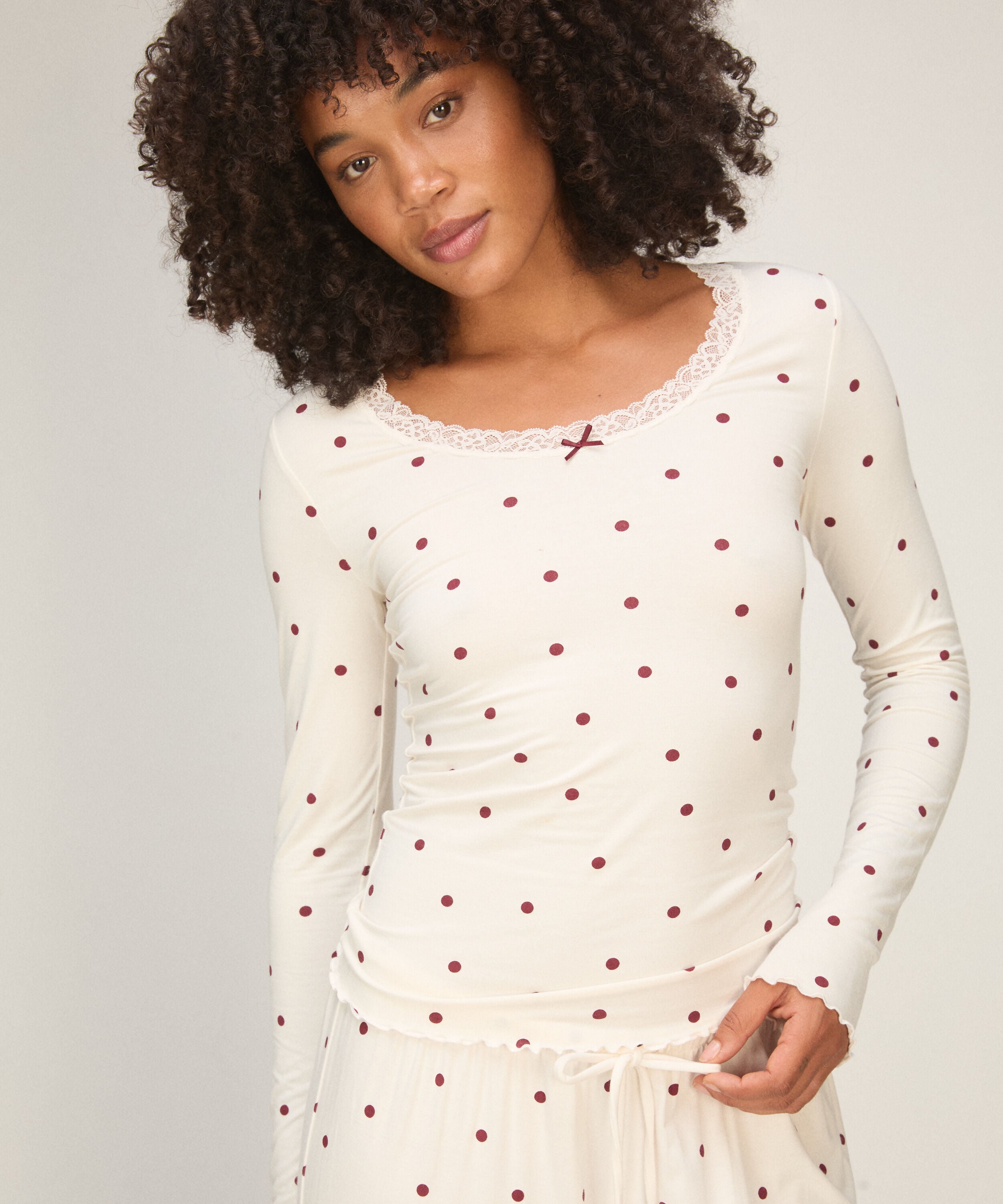 Top Lace Dot