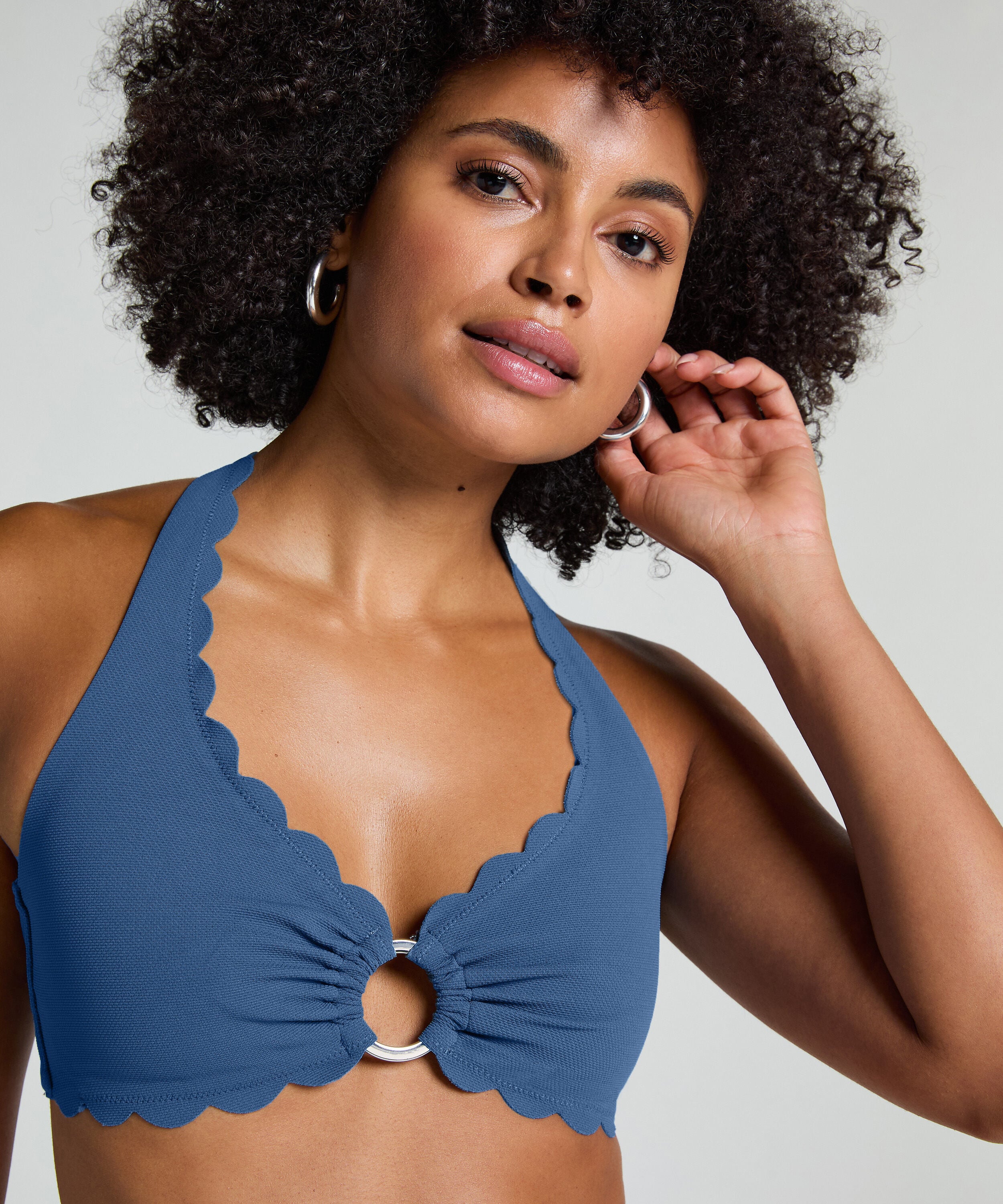 Scallop halter bikinitop, Blå