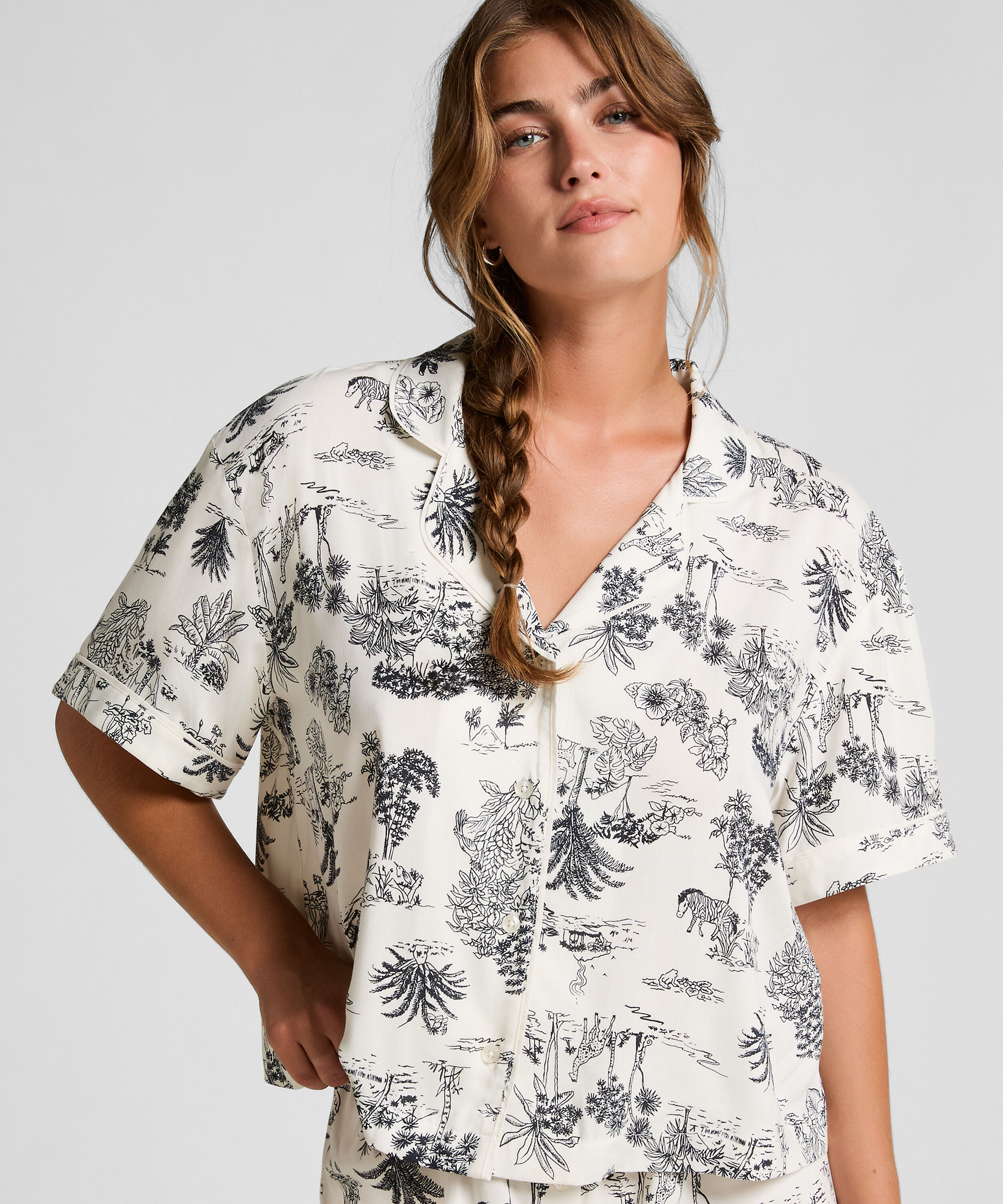 Vævet jakke med korte ærmer