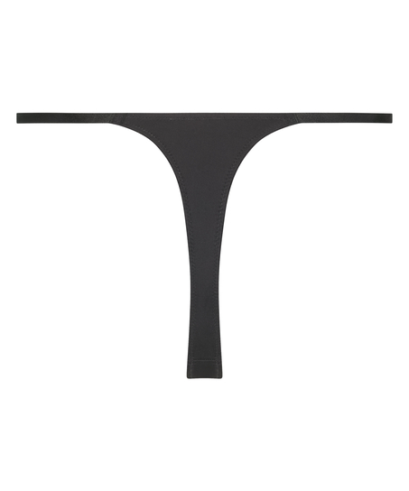 Cheekini Stormi, Sort