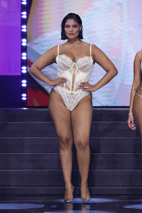 G-streng Almendra, Gul