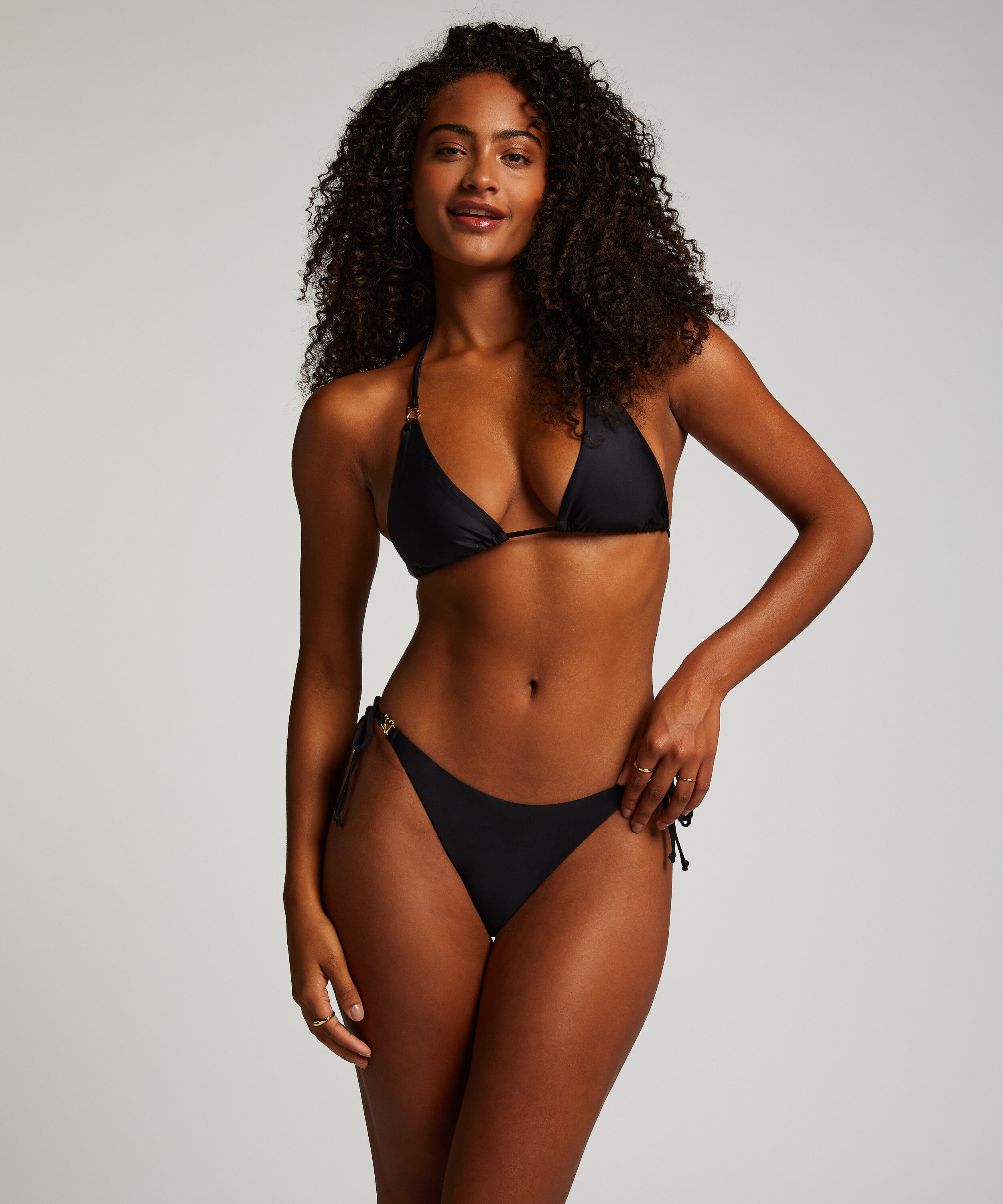 Cheeky Tanga Bikinitrusse Doha, Sort