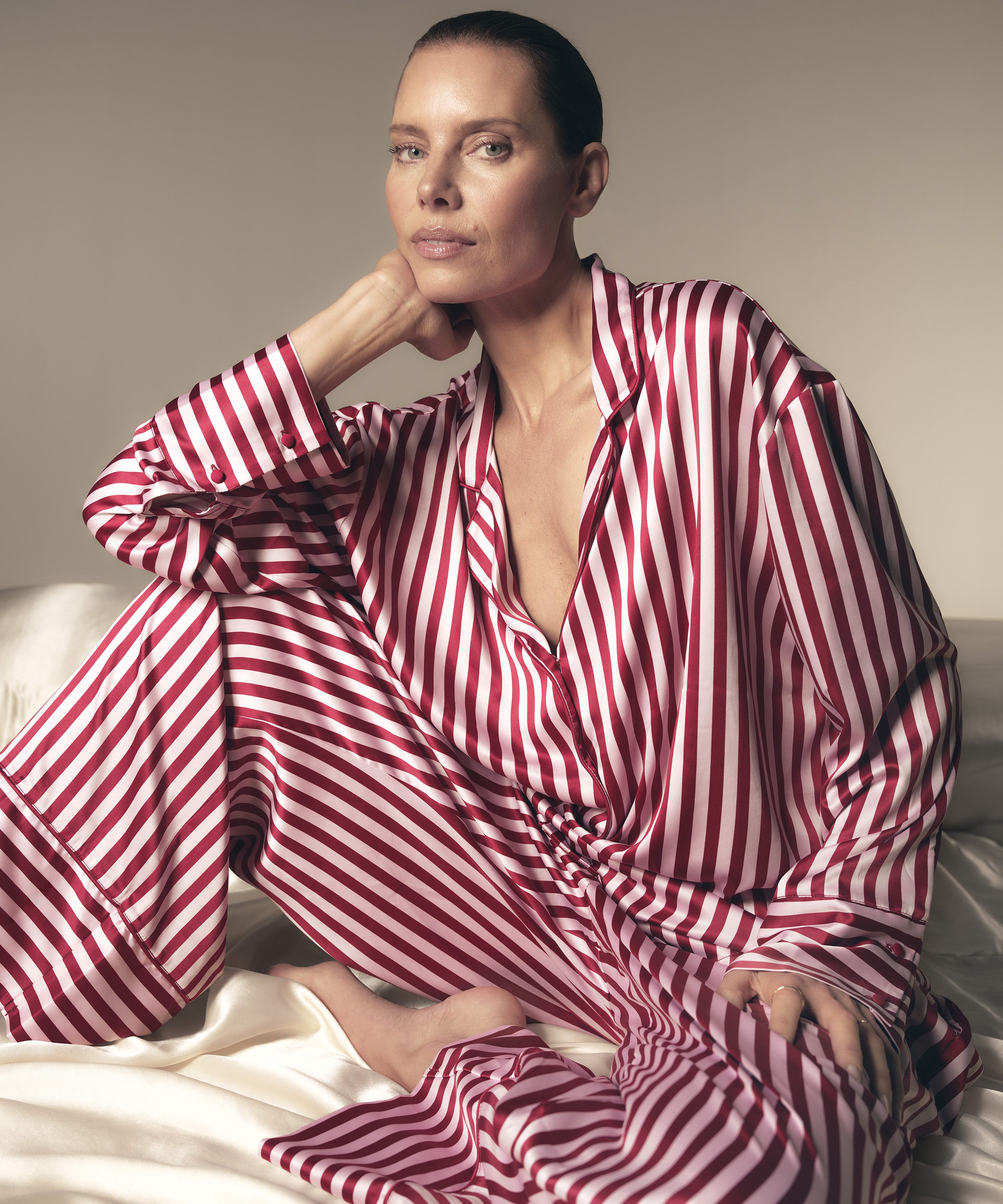 Satinbukser, Lyser&oslash;d, main