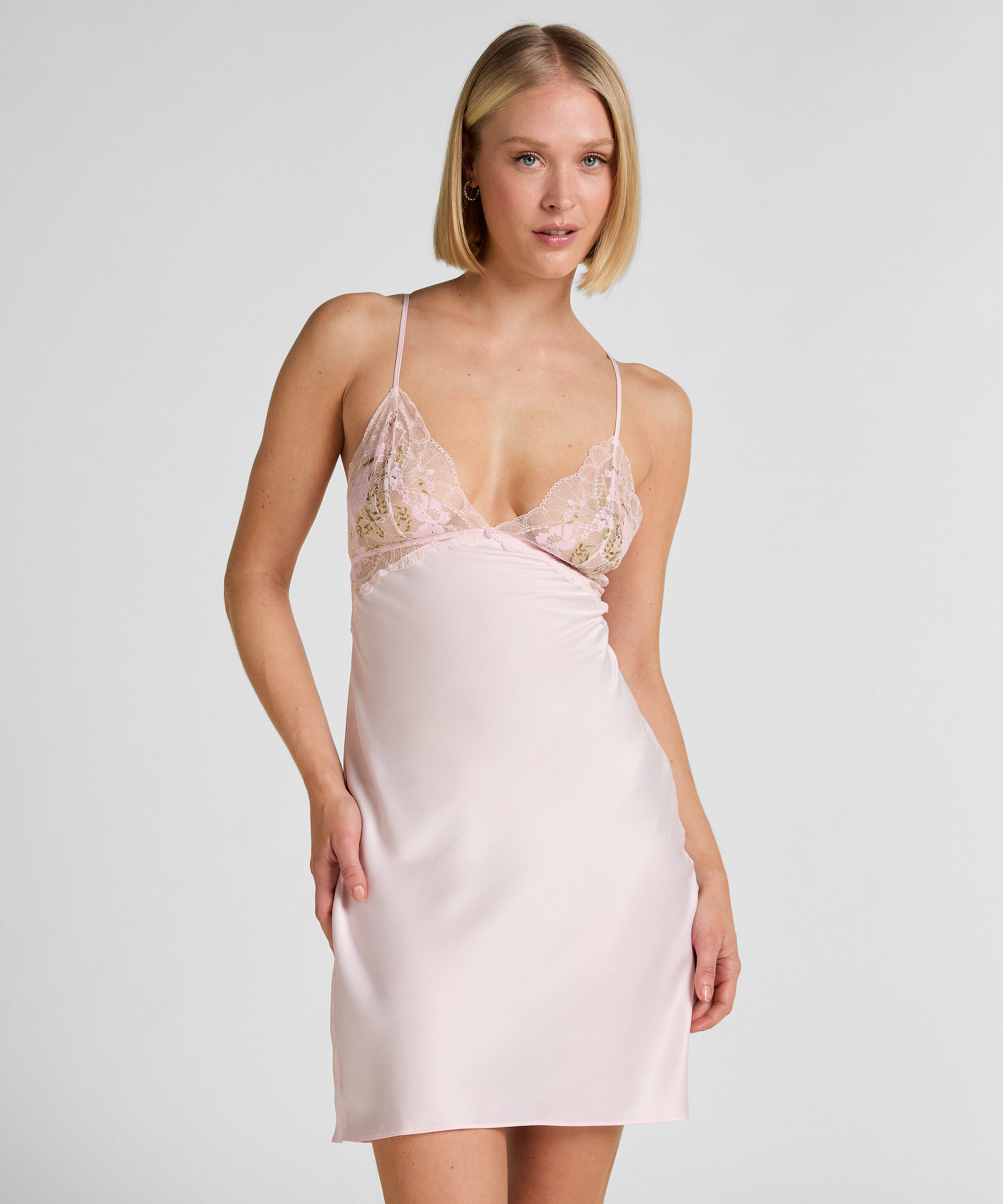 Miri Satin Natskjole