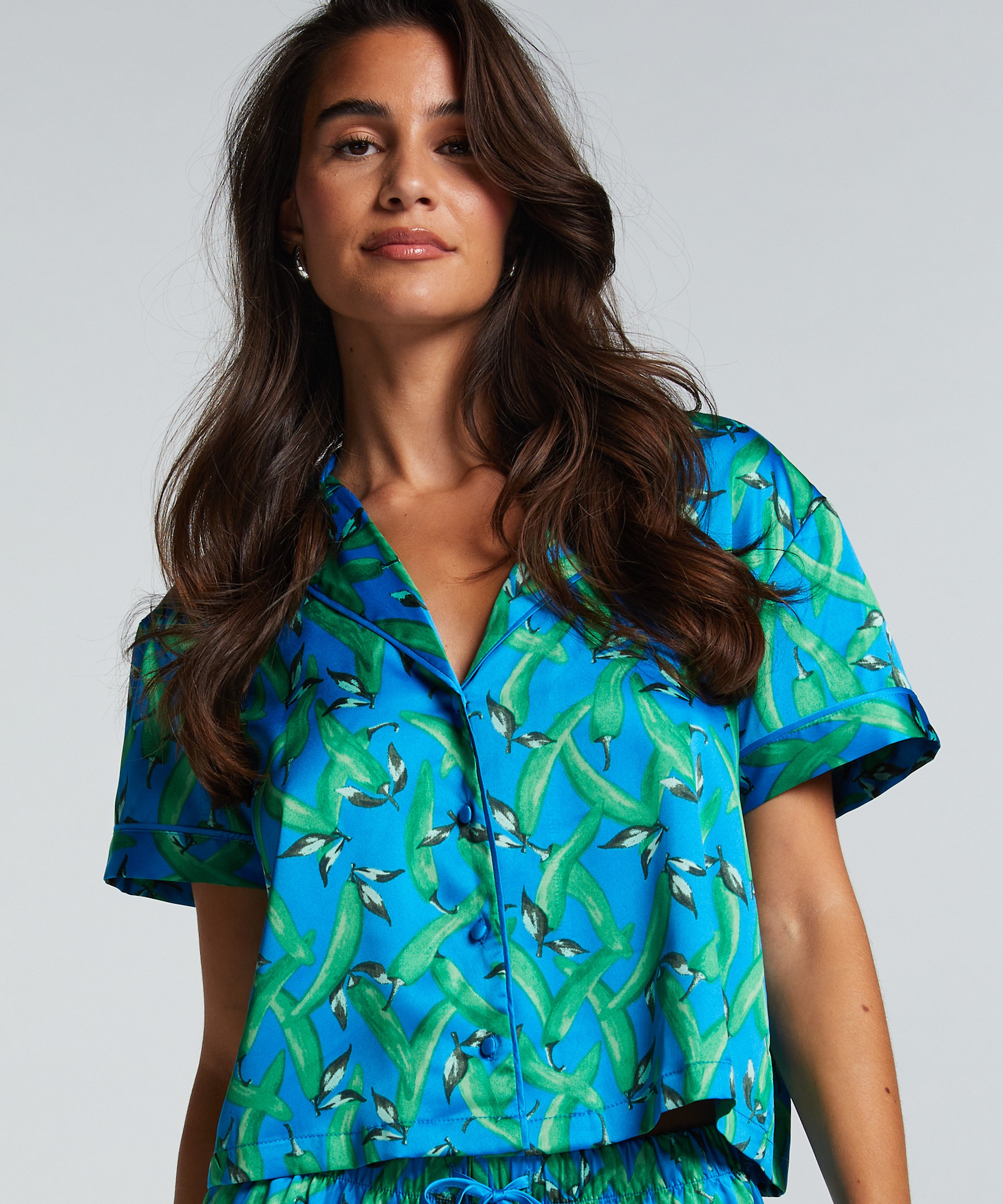 Kort&aelig;rmet satinjakke, Bl&aring;, main