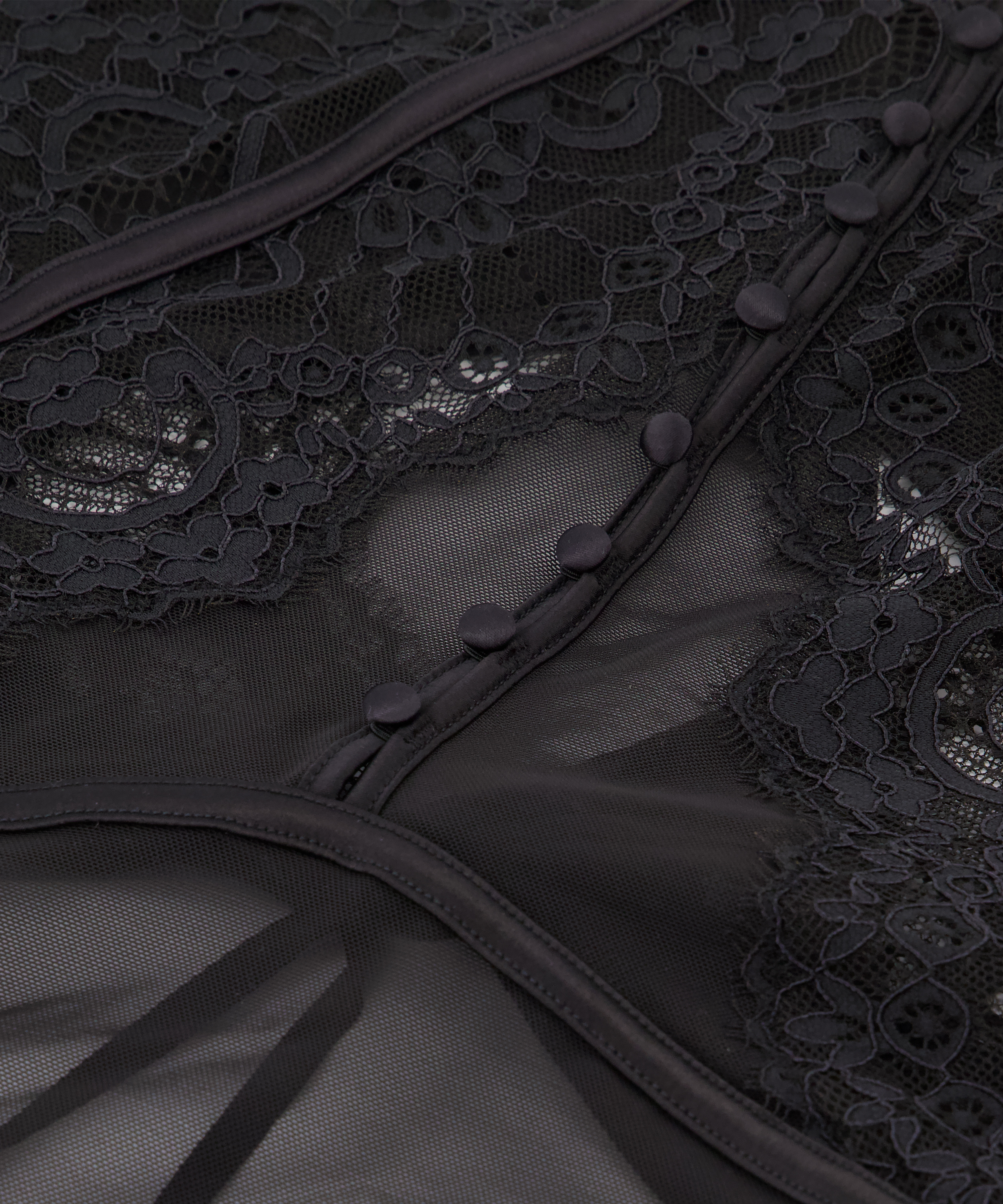 Body Amelia, sort, main