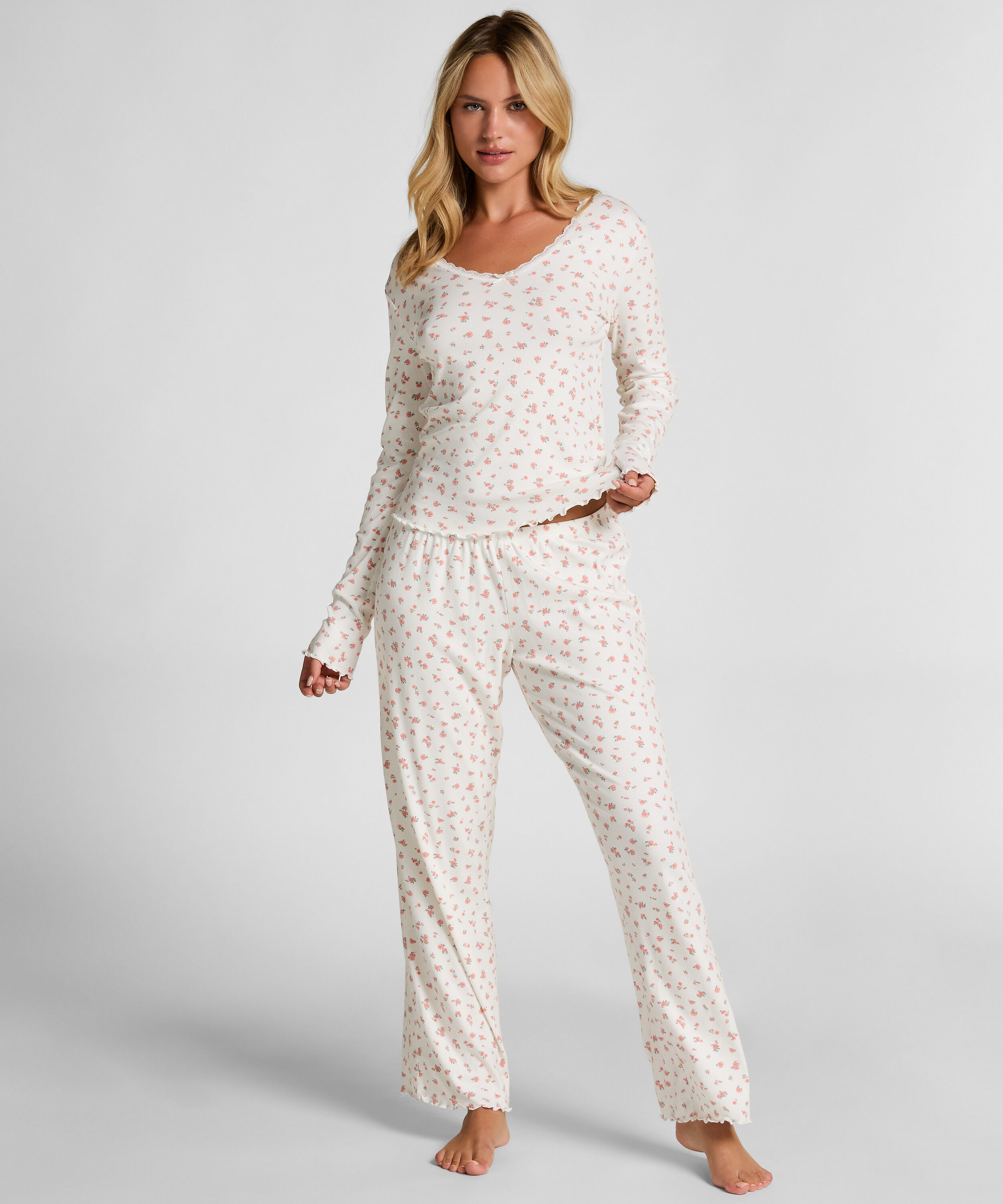 Ribstrikkede pyjamasbukser, Hvid