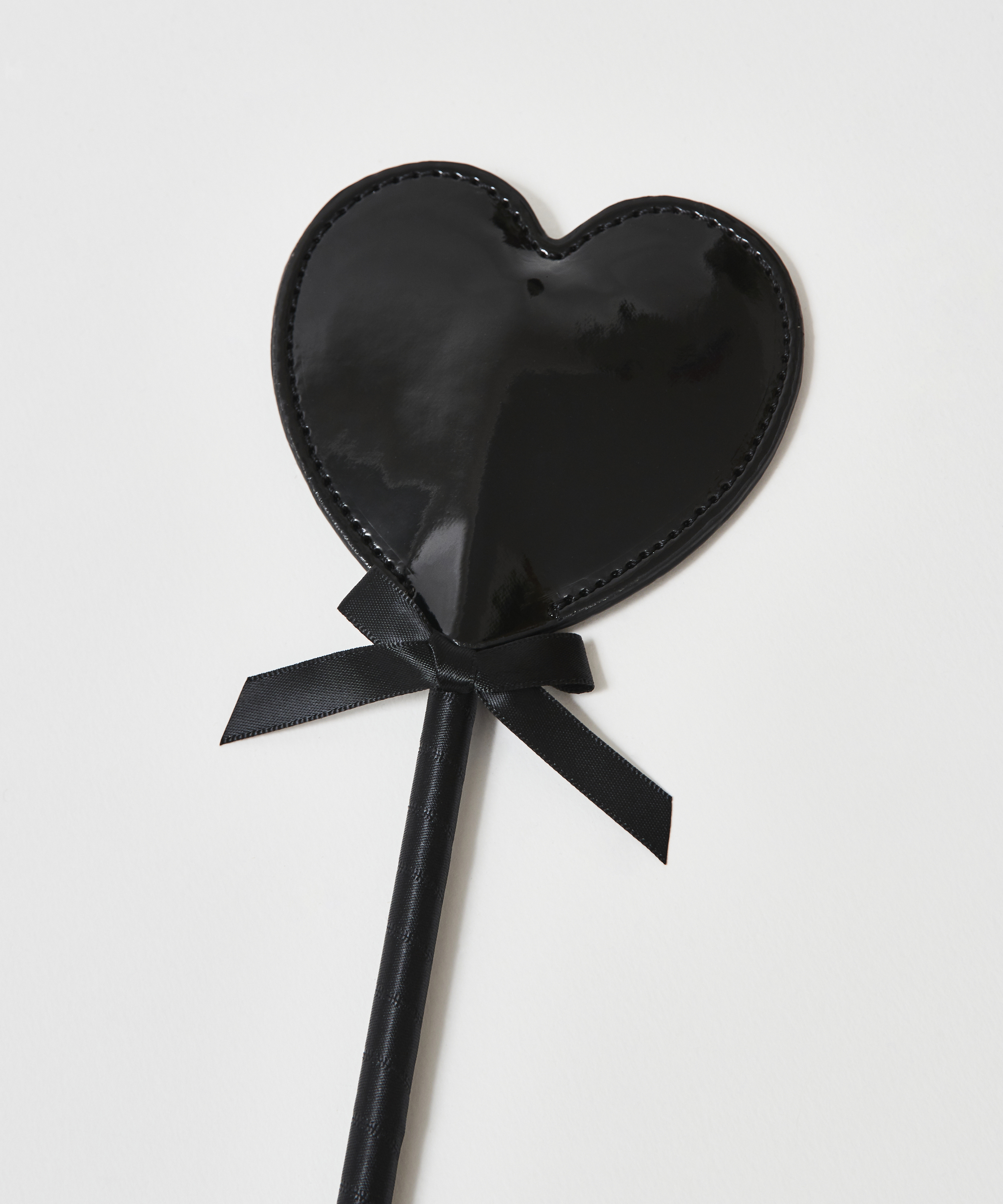 Privat pisk med læderagtigt look, sort, main